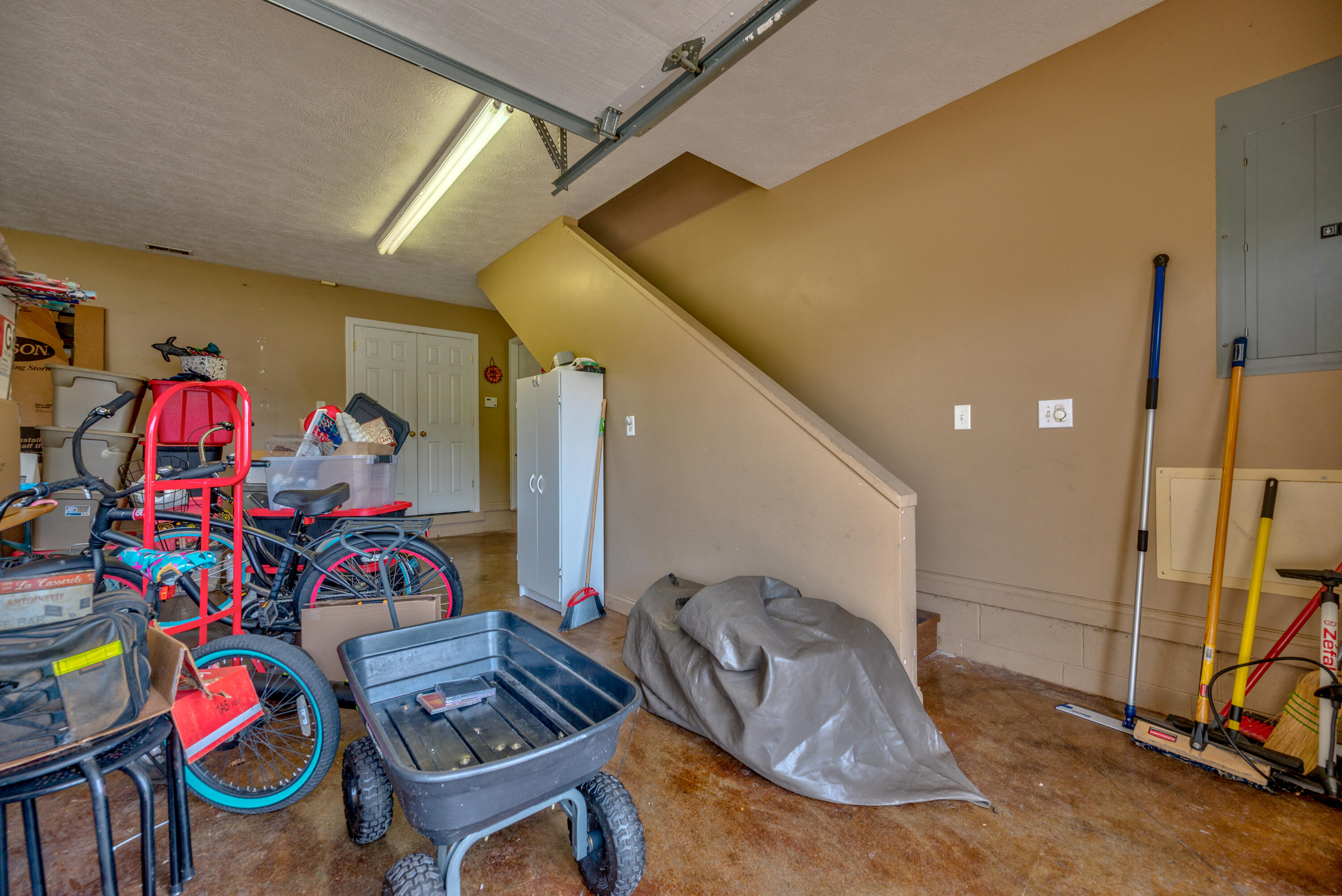 71 Jersey Way Property Photo 37