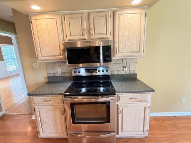 313 Dawn Drive Property Photo 9