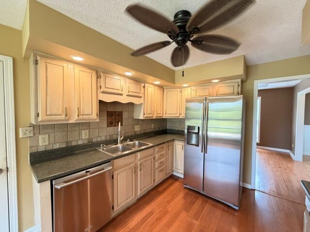 313 Dawn Drive Property Photo 13