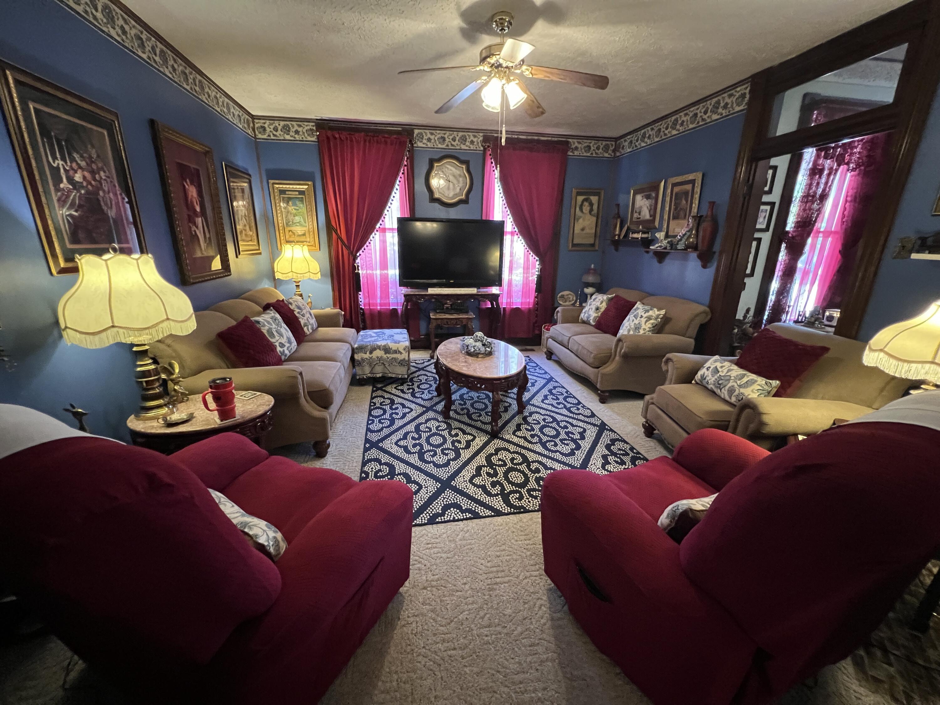 430 Forest Avenue Property Photo 8