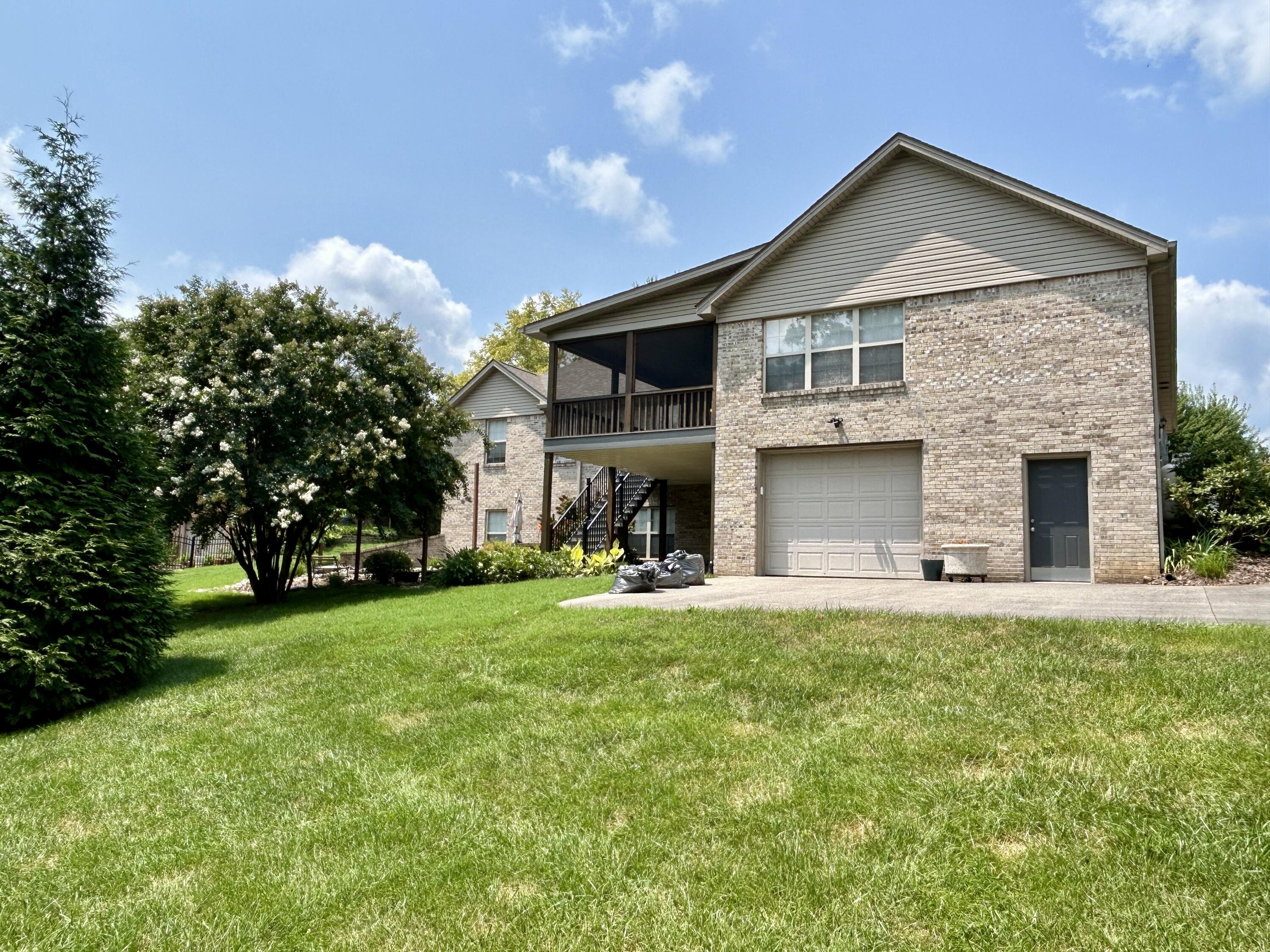 568 White Tail Run Drive Property Photo 4