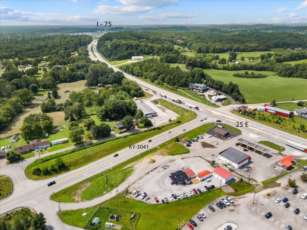 71 State Highway 3041 (corbin Bypass) Property Photo 5