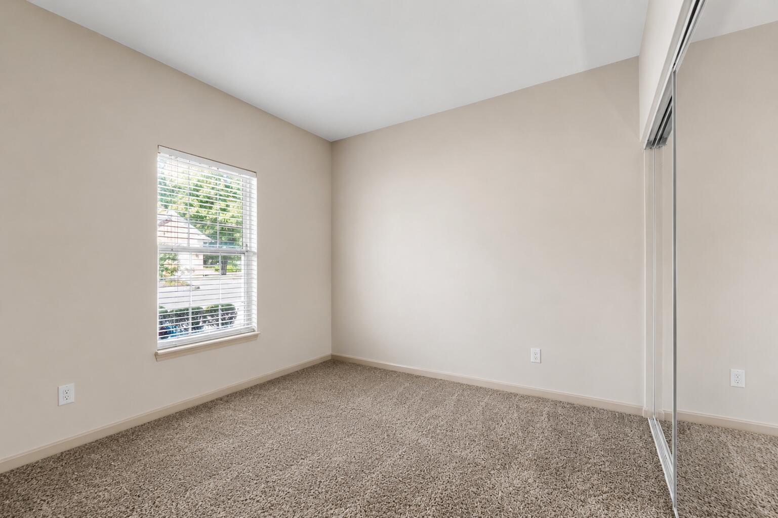 402 Blue Rose Court Property Photo 11