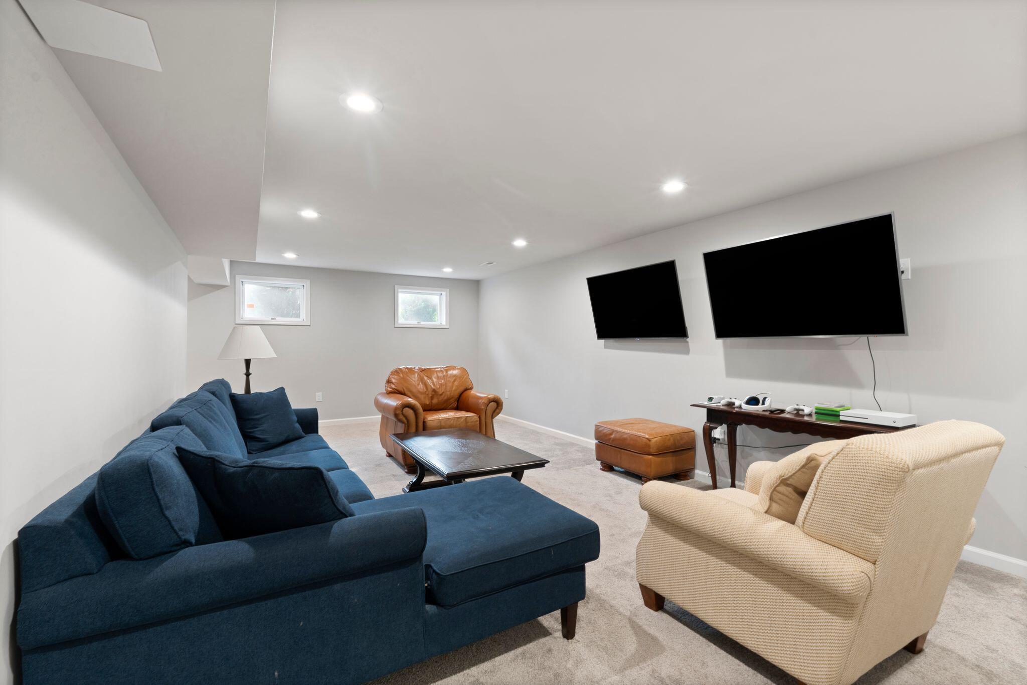 2197 Taborlake Circle Property Photo 43
