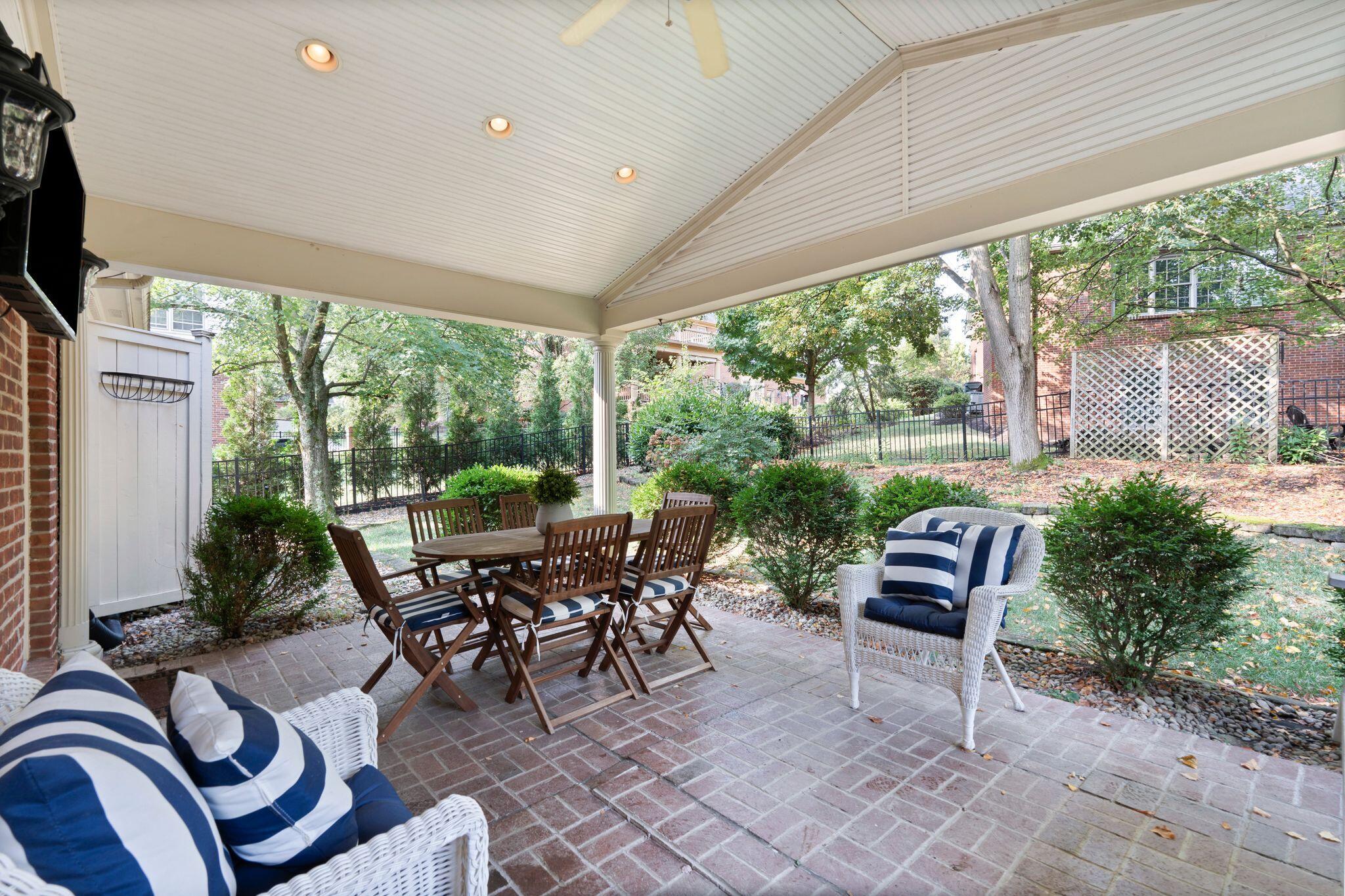 2197 Taborlake Circle Property Photo 48