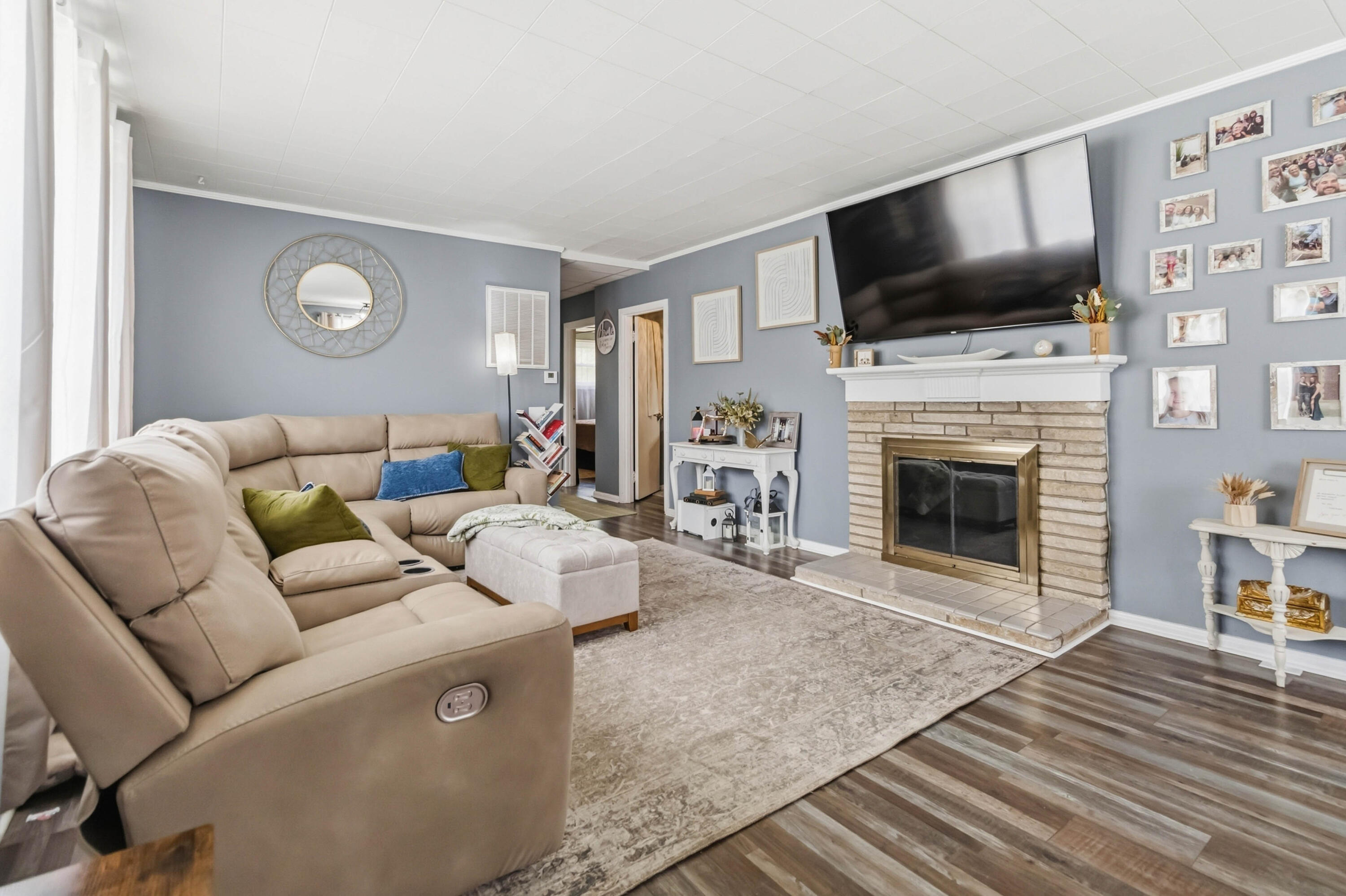52 Sampson Street Property Photo 6