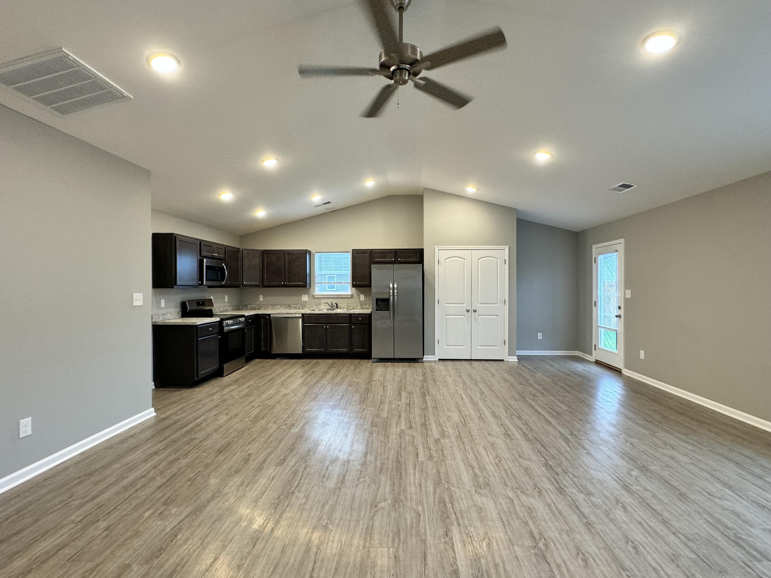 145 Candy Apple Lane Property Photo 6