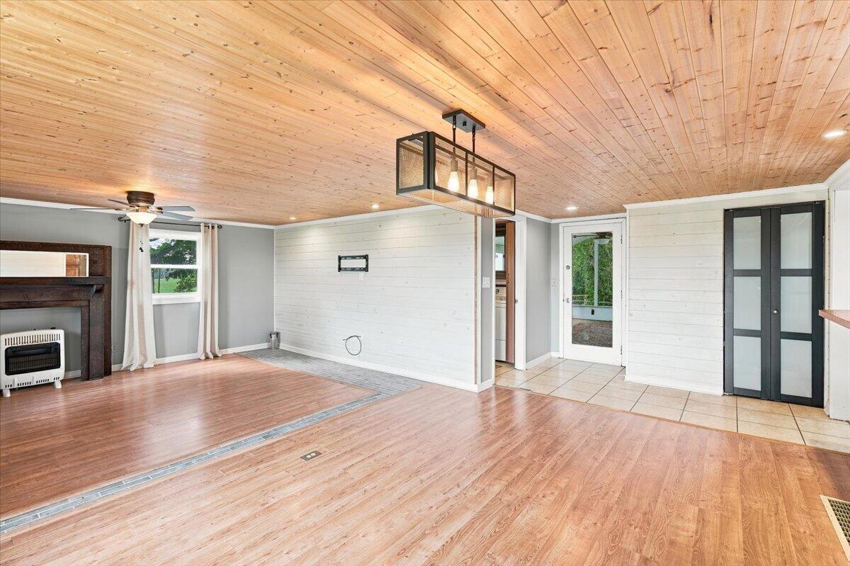 314 J D Bugg Road Property Photo 7