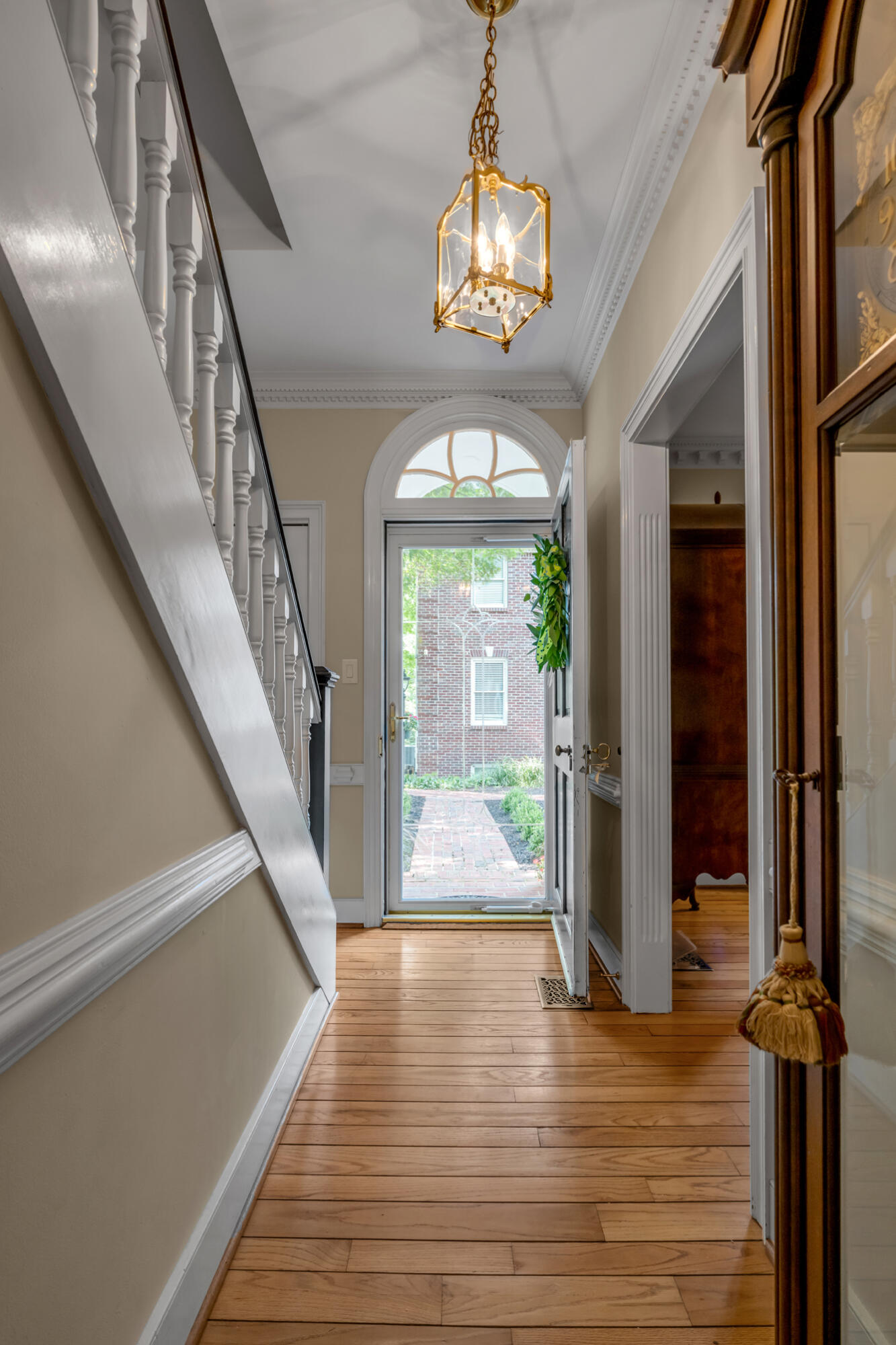 272 Chippendale Circle Property Photo 6