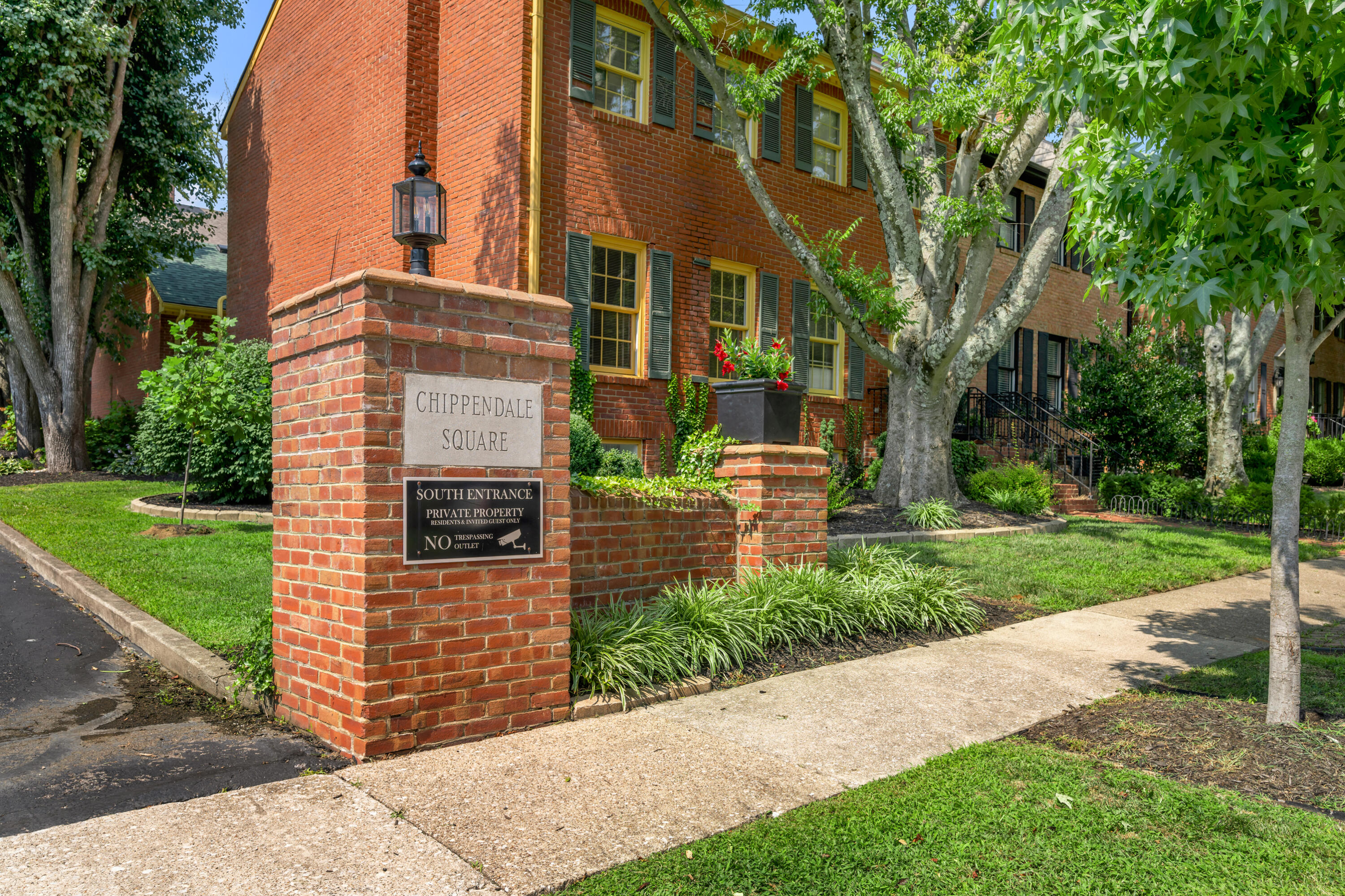 272 Chippendale Circle Property Photo 76