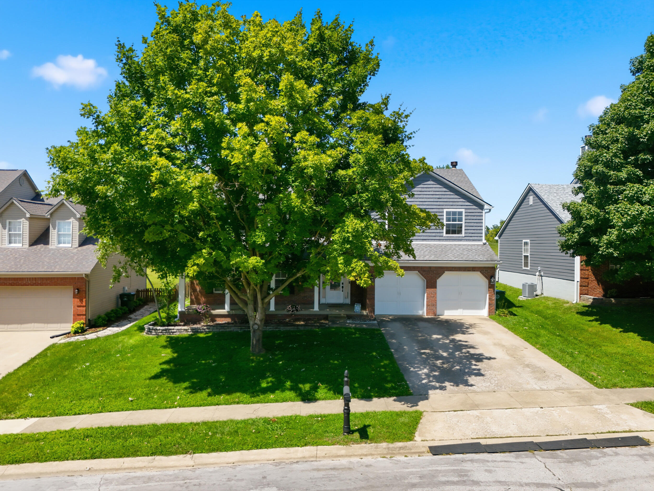 417 General John Payne Boulevard Property Photo 2