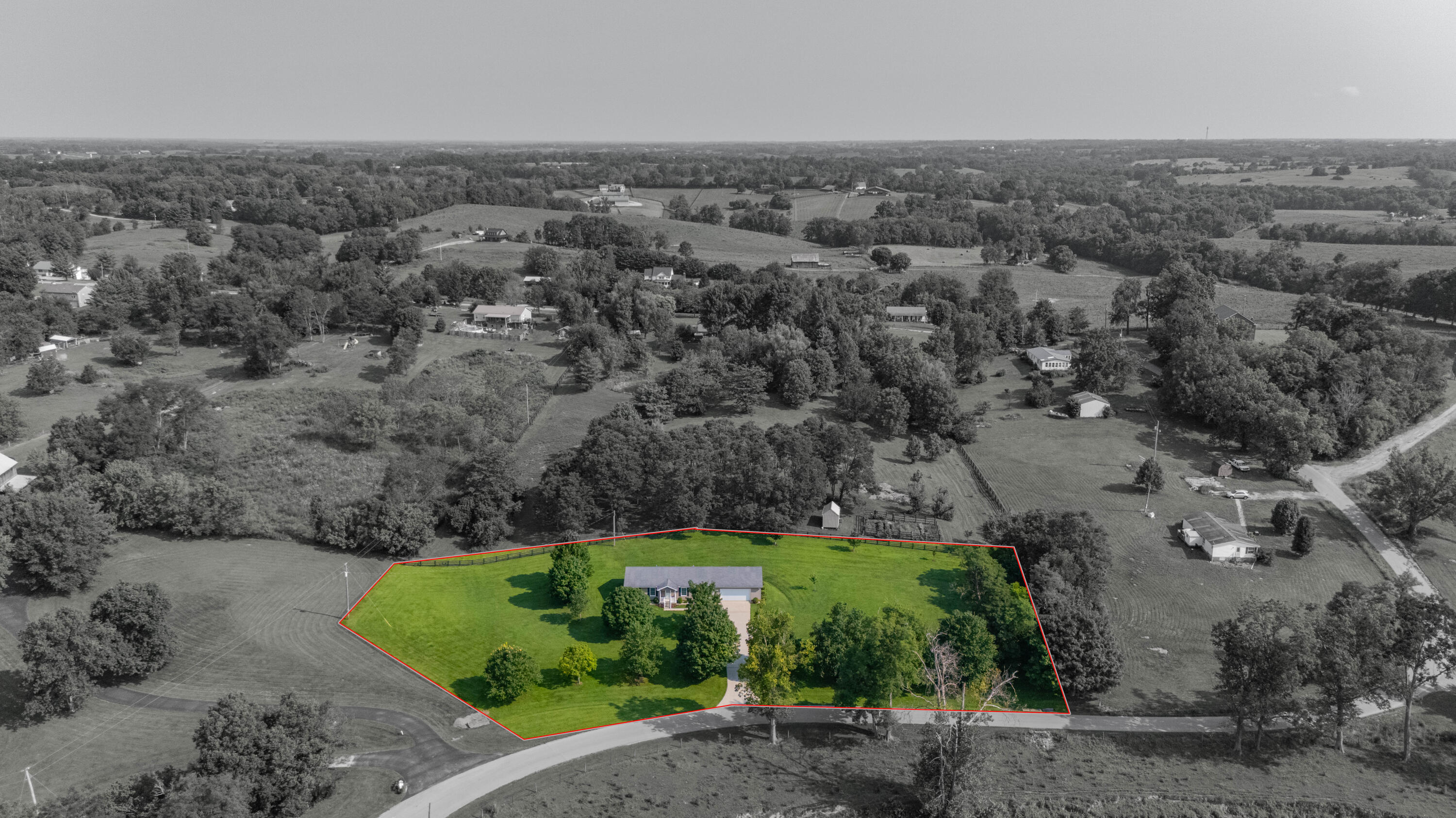 2725 Goshen Road Property Photo 4