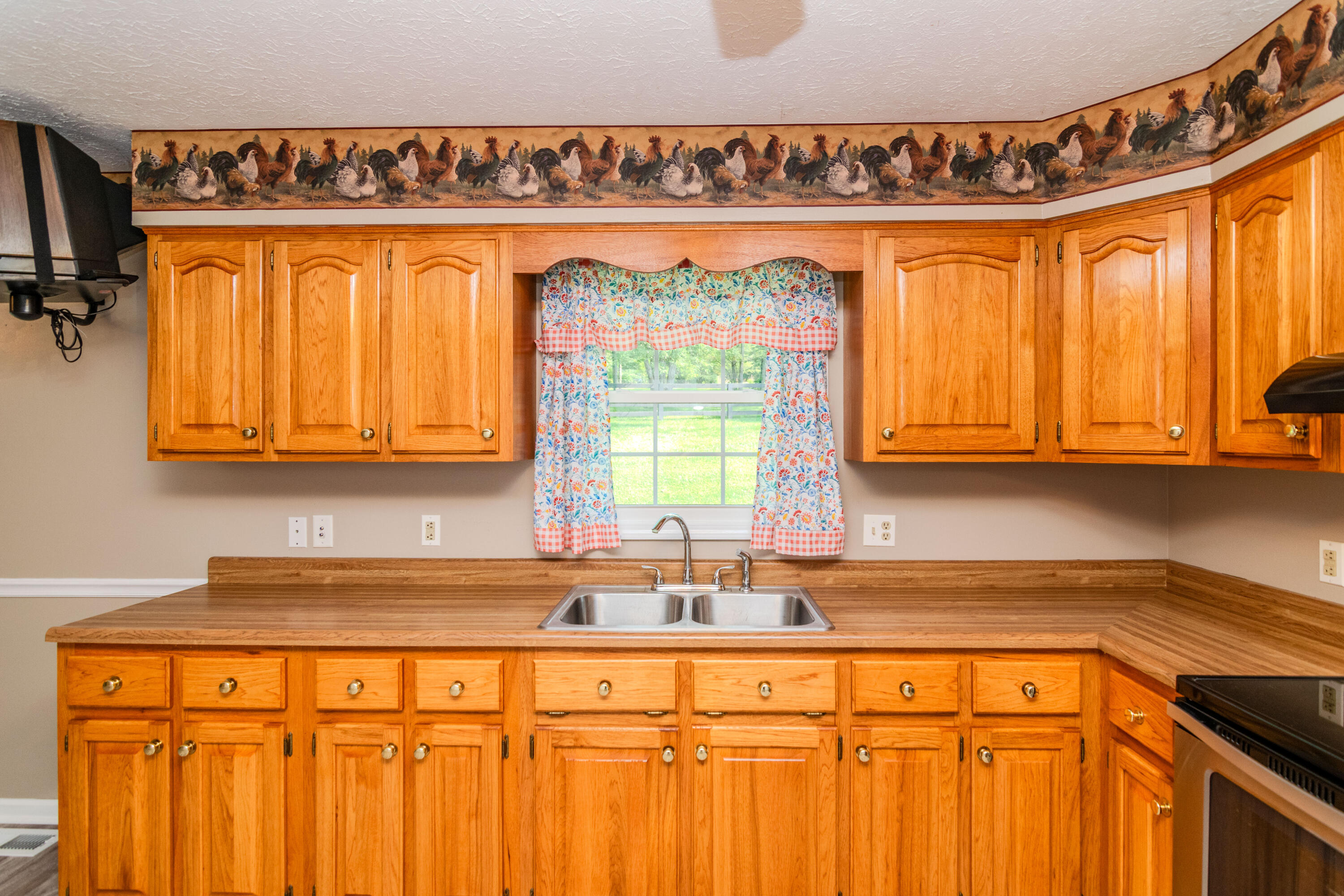 2725 Goshen Road Property Photo 17