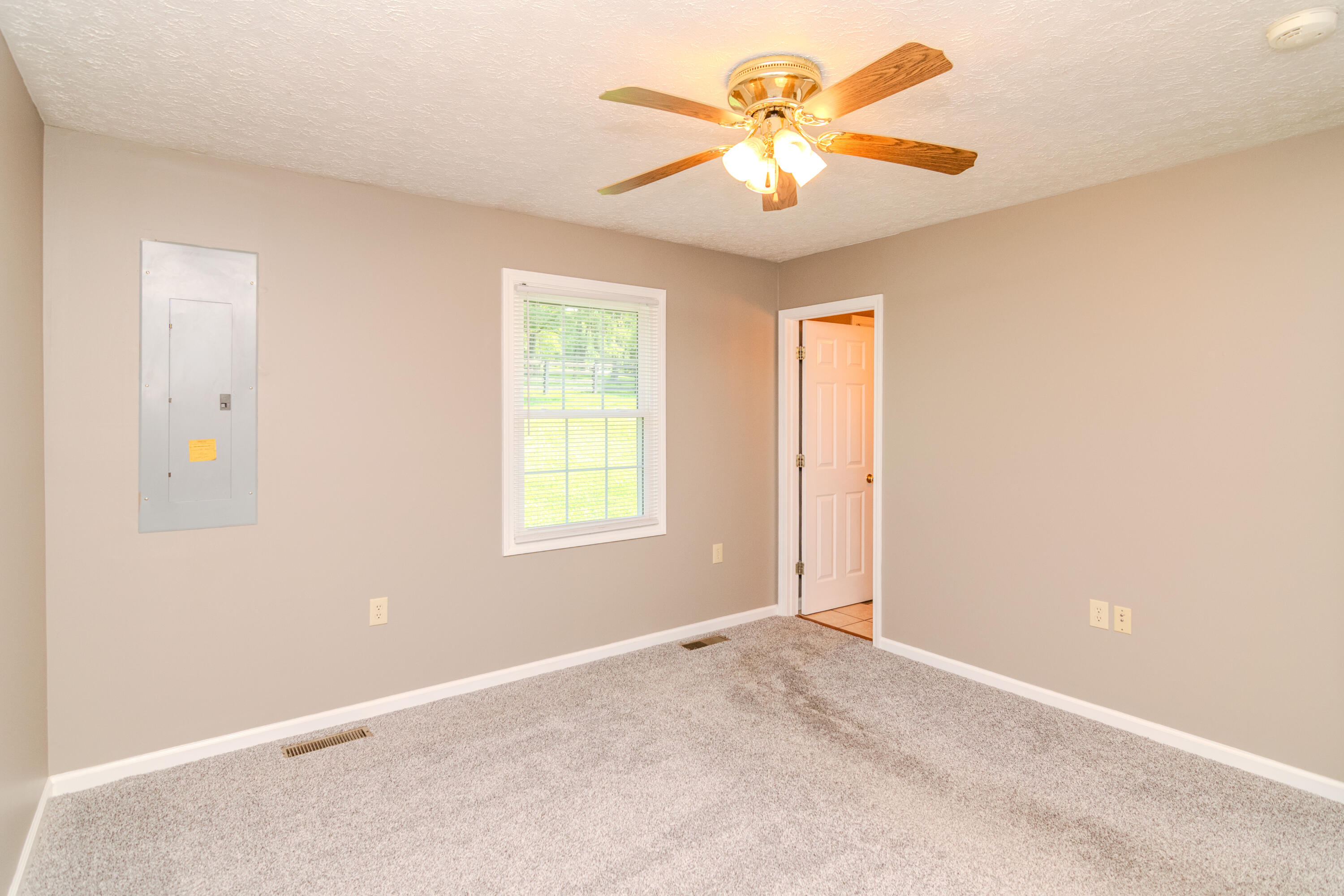 2725 Goshen Road Property Photo 35