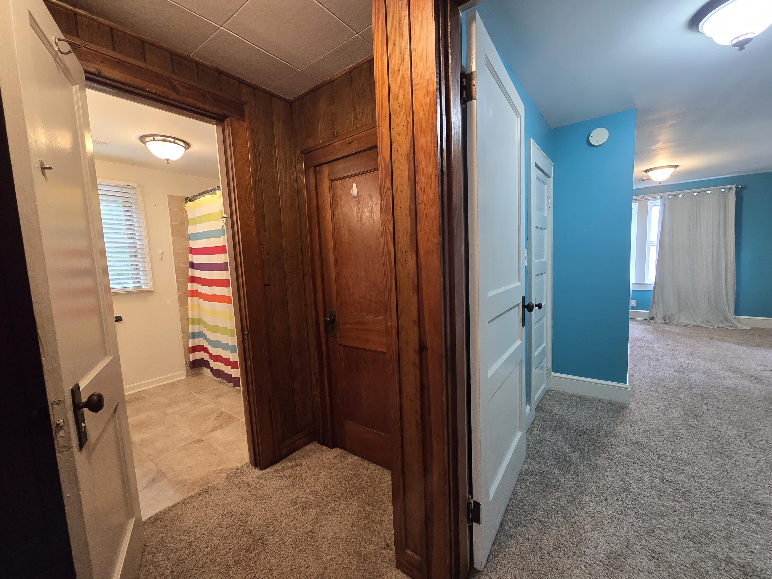 400 Gloucester Avenue Property Photo 6
