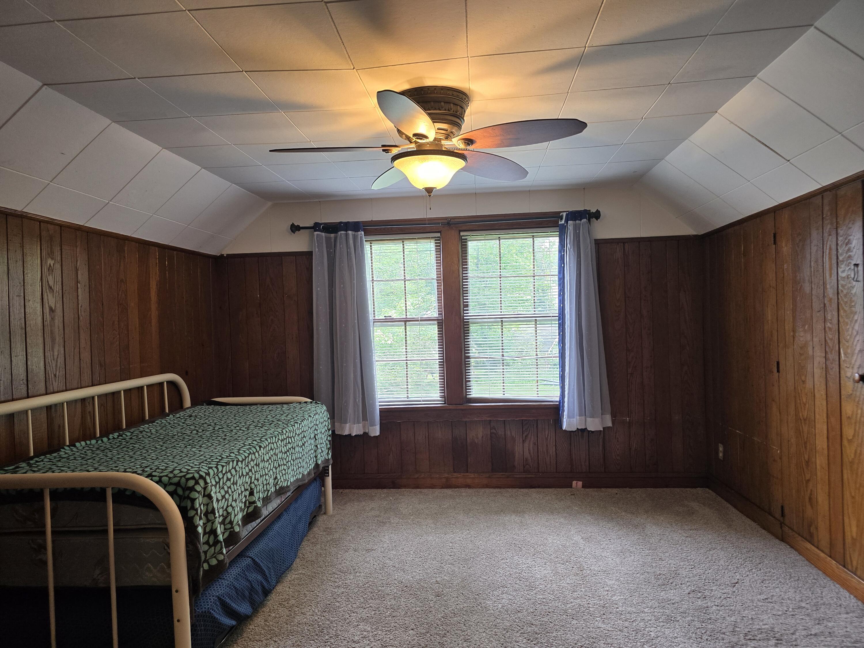 400 Gloucester Avenue Property Photo 20