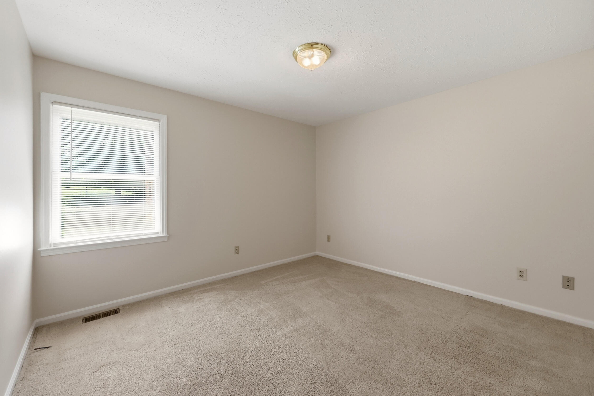 932 Darda Court Property Photo 15