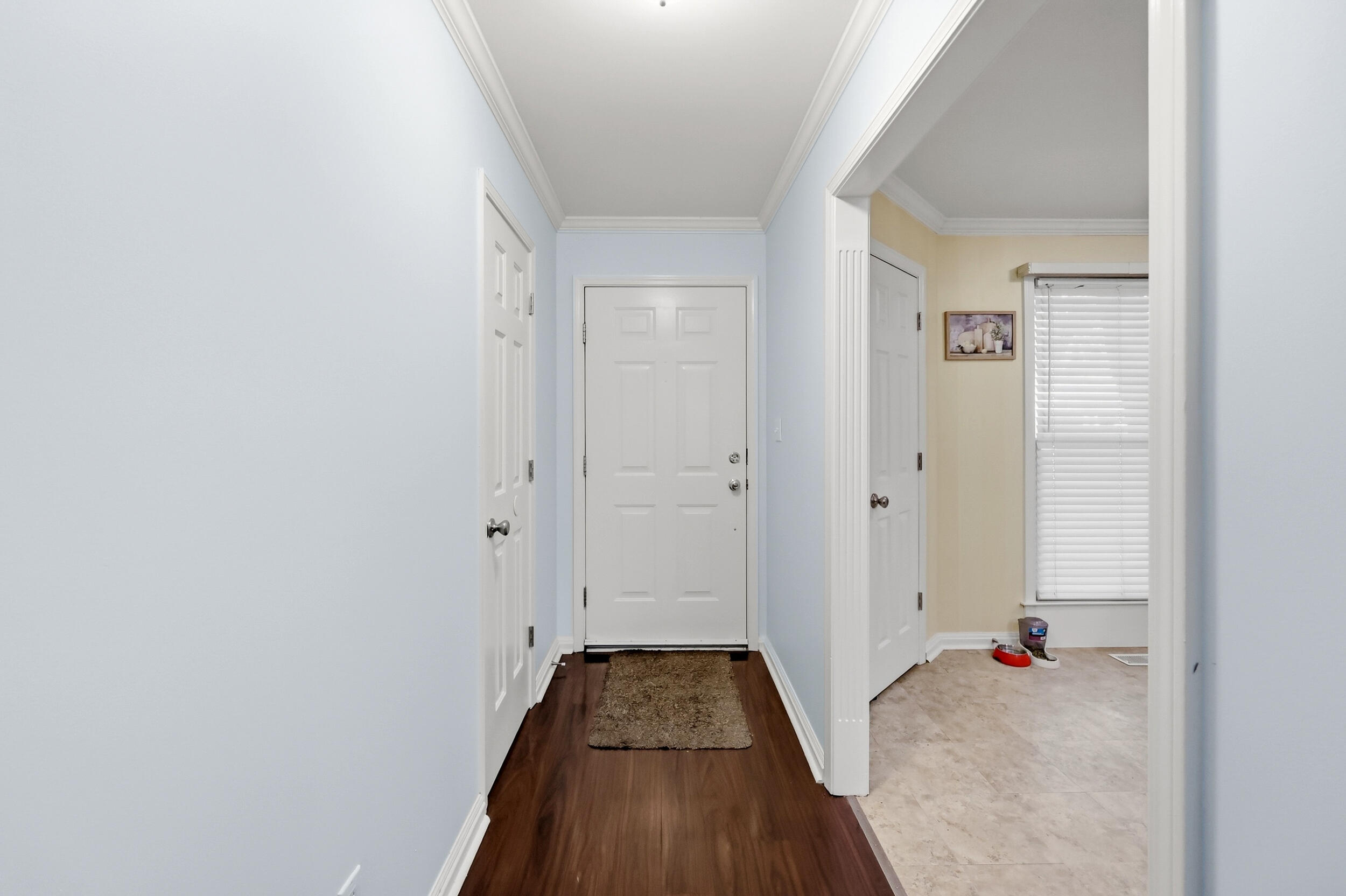 4747 Hartland Parkway Property Photo 5
