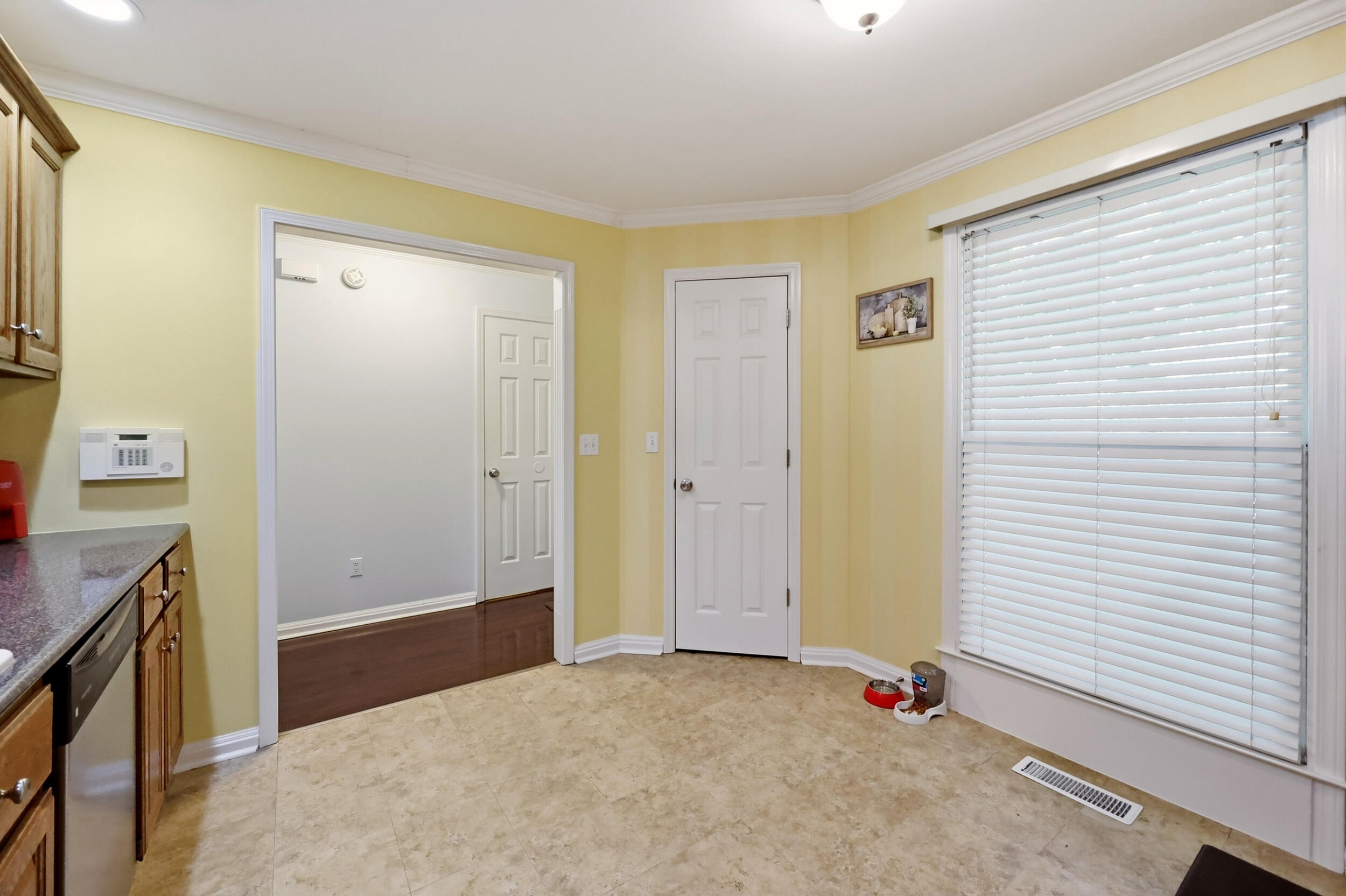 4747 Hartland Parkway Property Photo 9