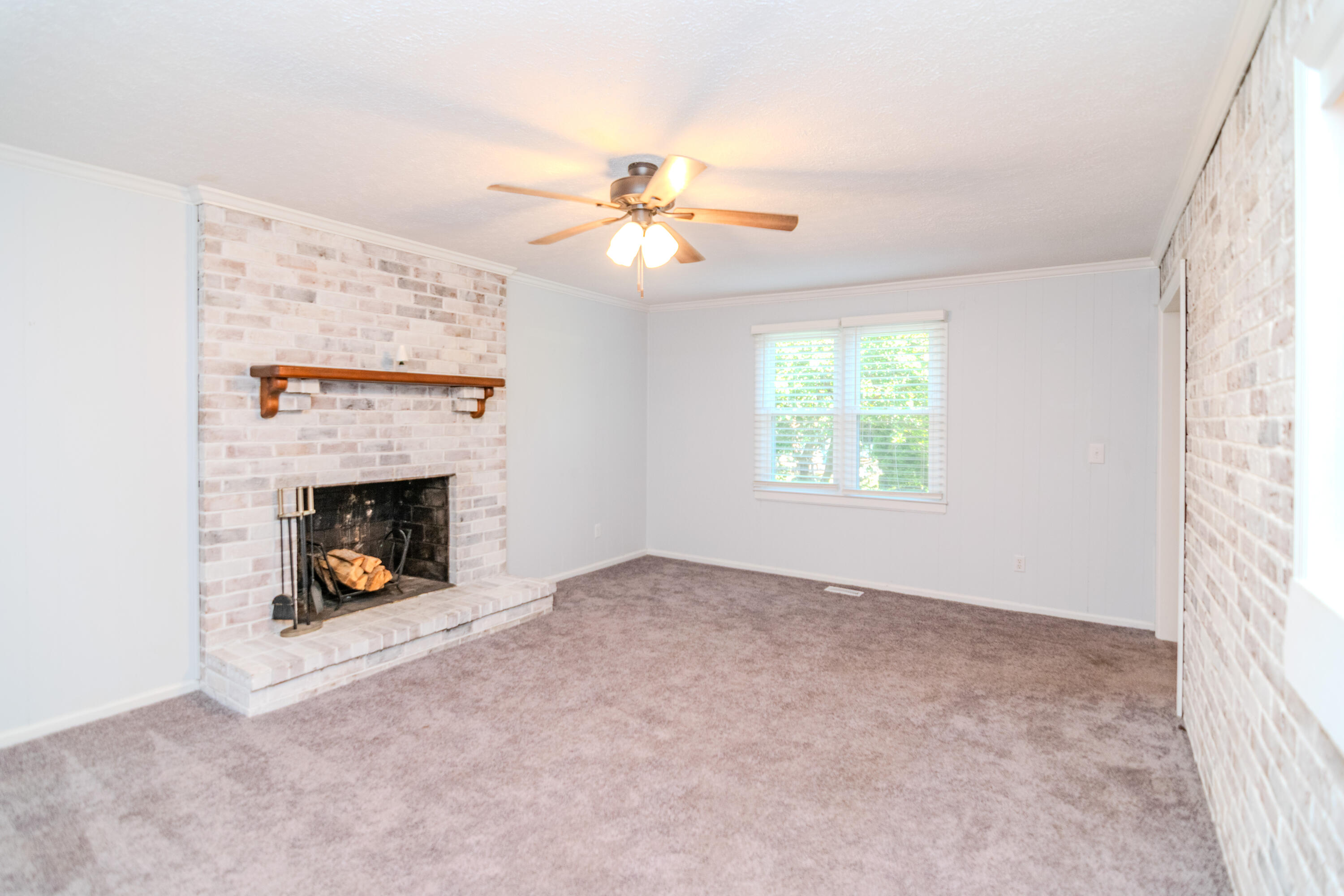 3668 King Arthur Drive Property Photo 4