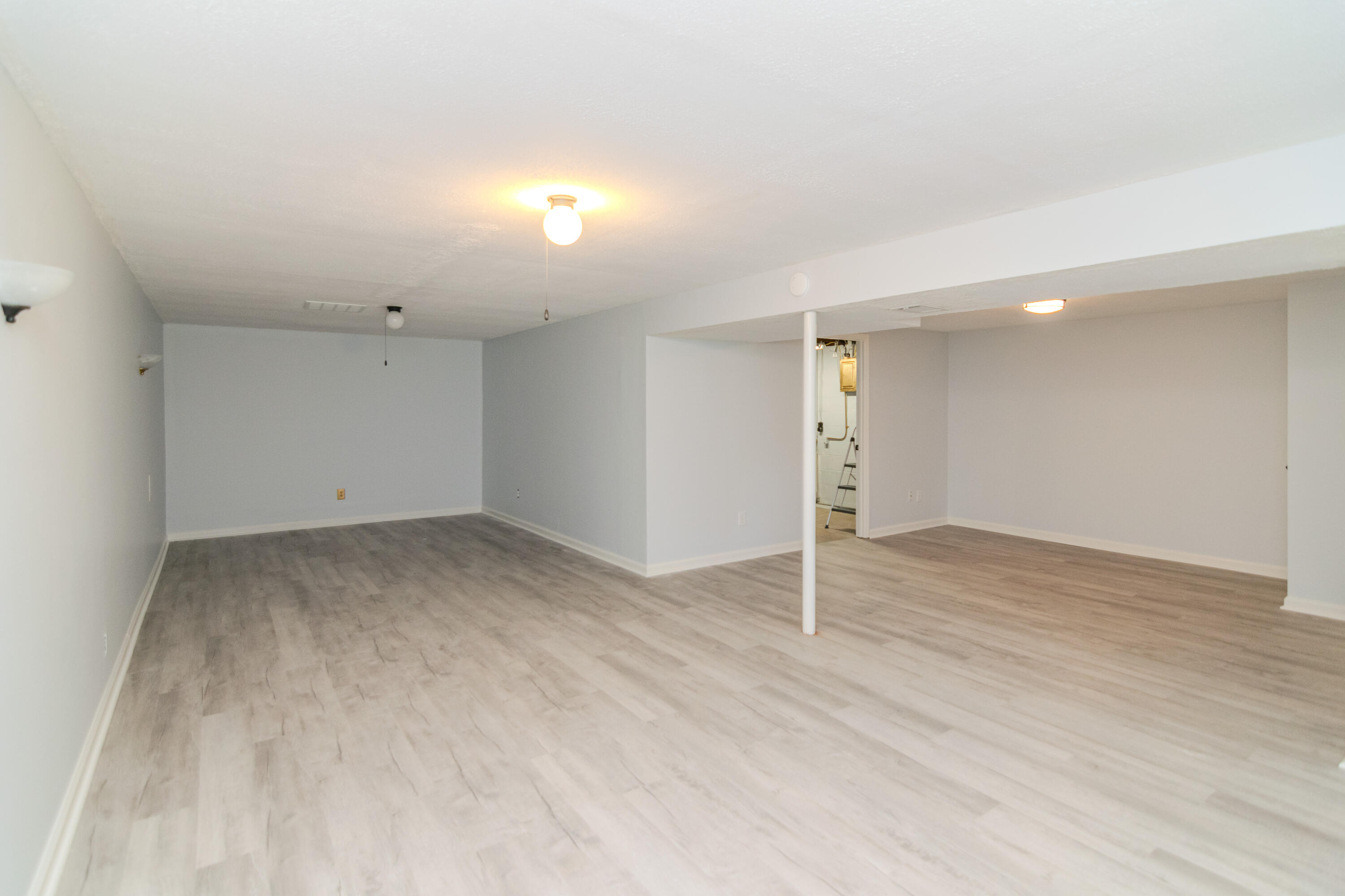 3668 King Arthur Drive Property Photo 5