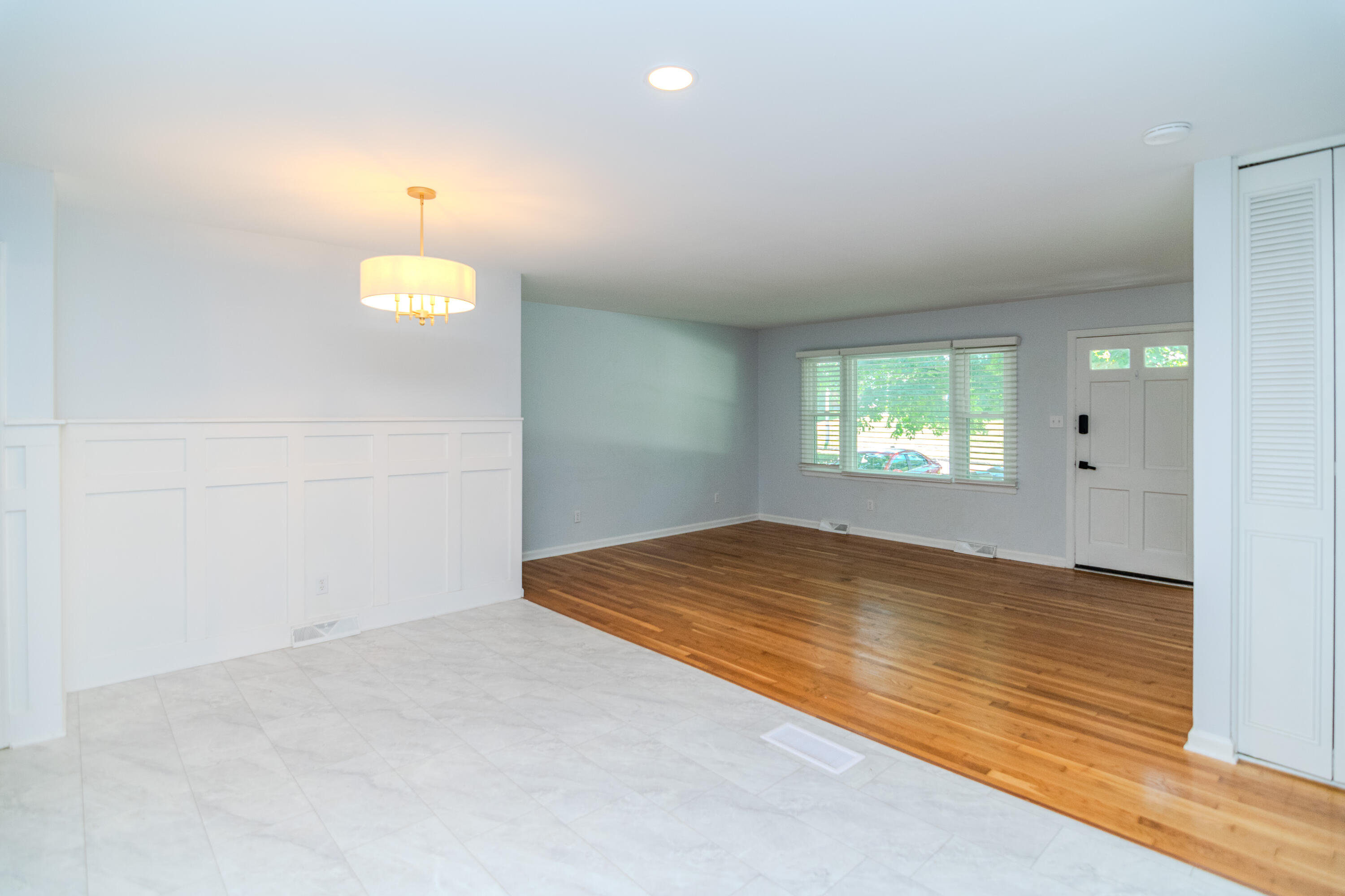 3668 King Arthur Drive Property Photo 12
