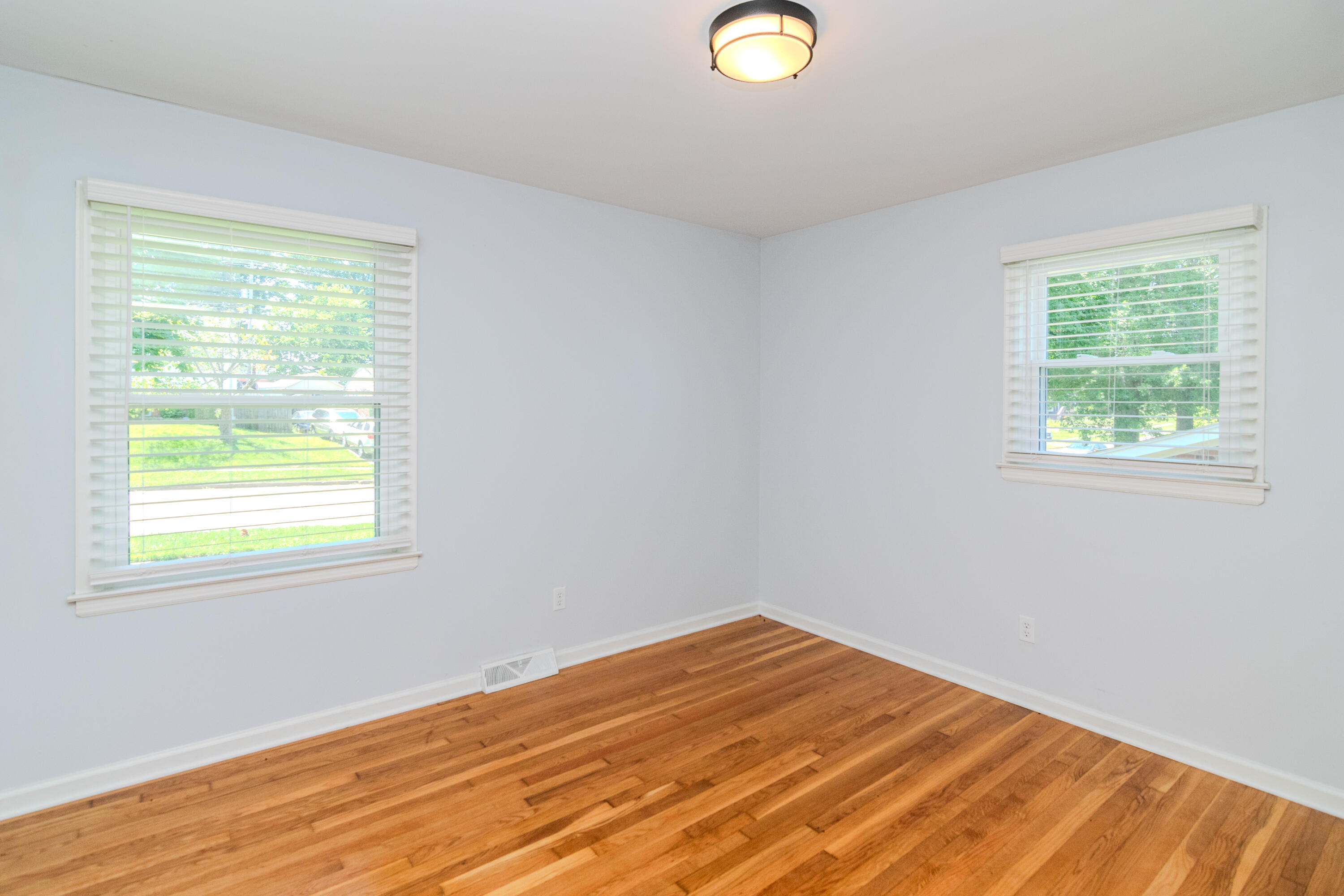 3668 King Arthur Drive Property Photo 29