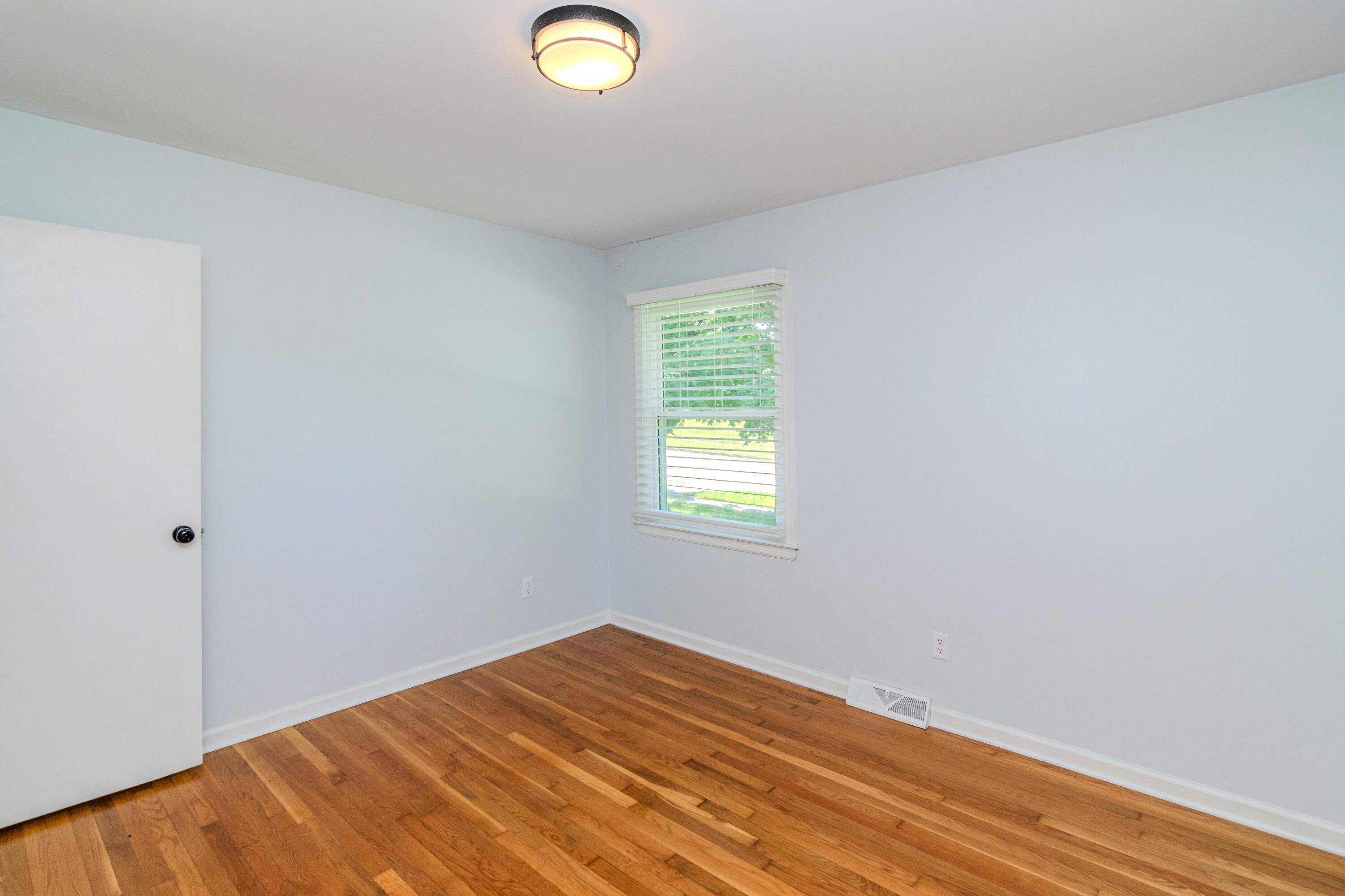 3668 King Arthur Drive Property Photo 32