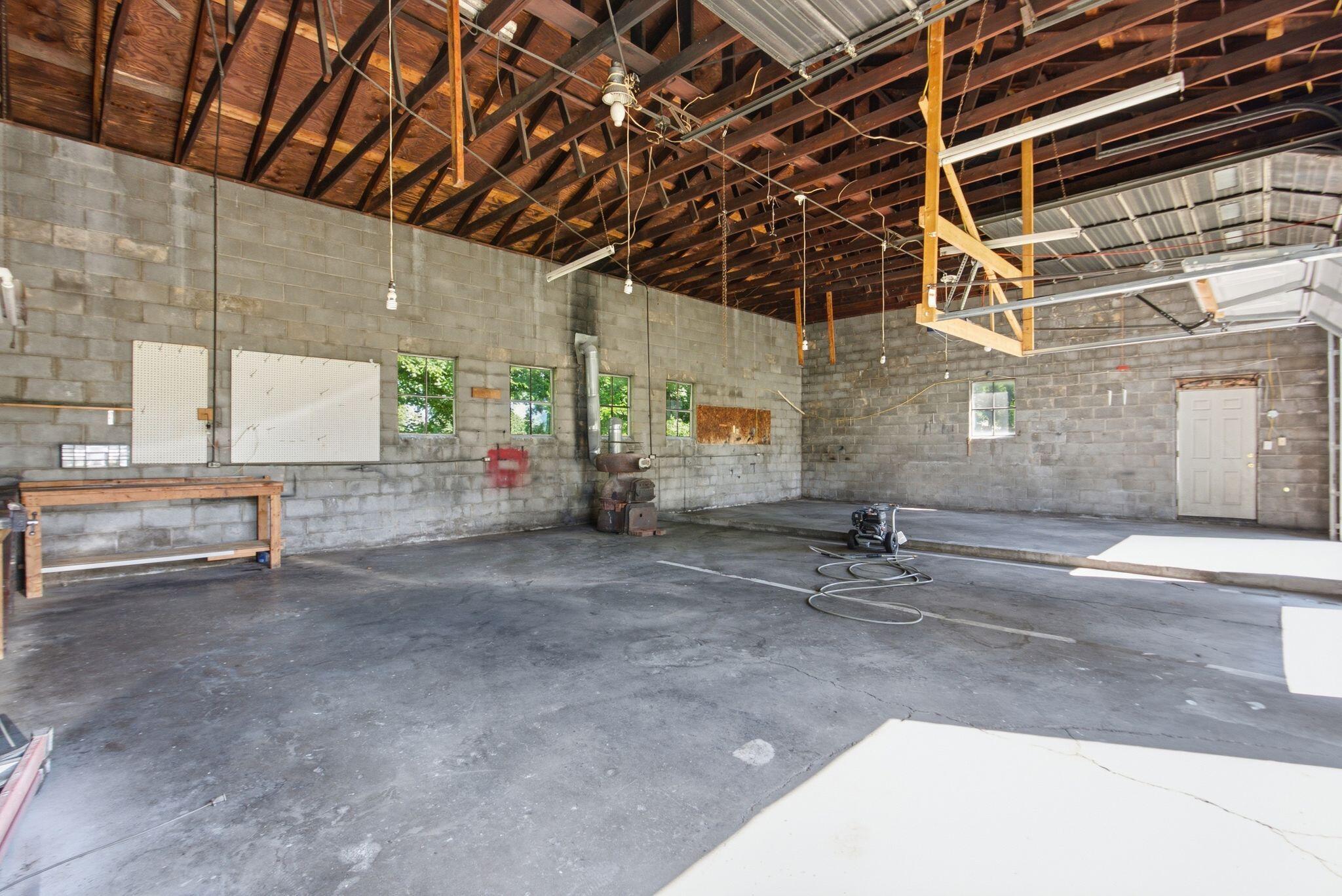 3631 Berea Road Property Photo 45