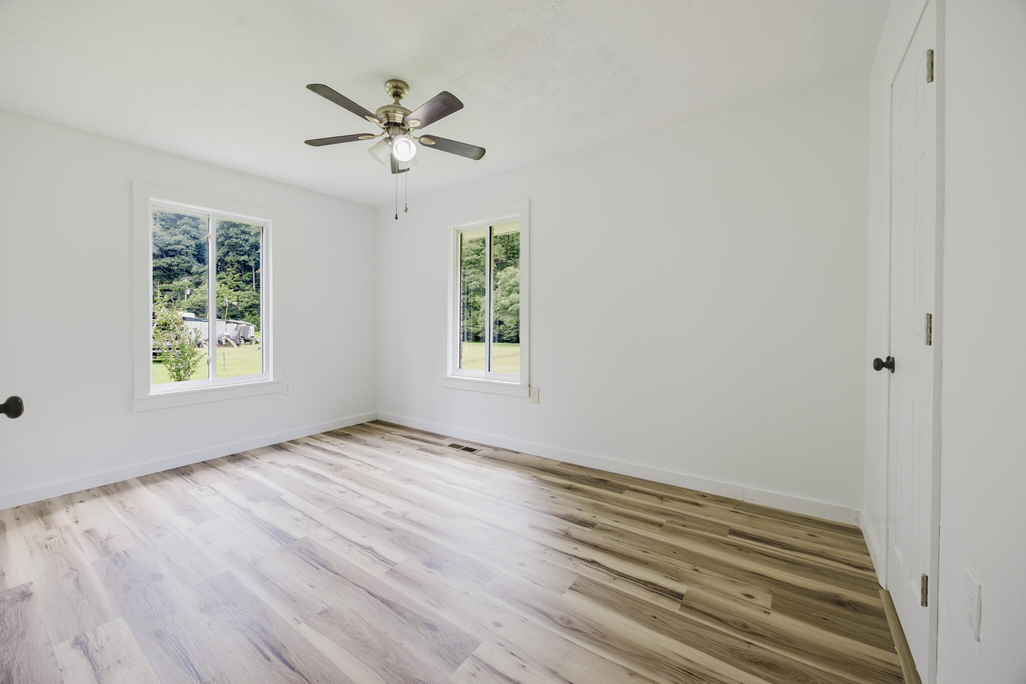 5390 Highway 191 Property Photo 12