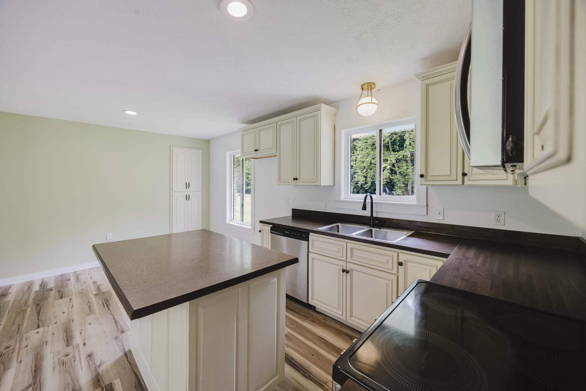 5390 Highway 191 Property Photo 26