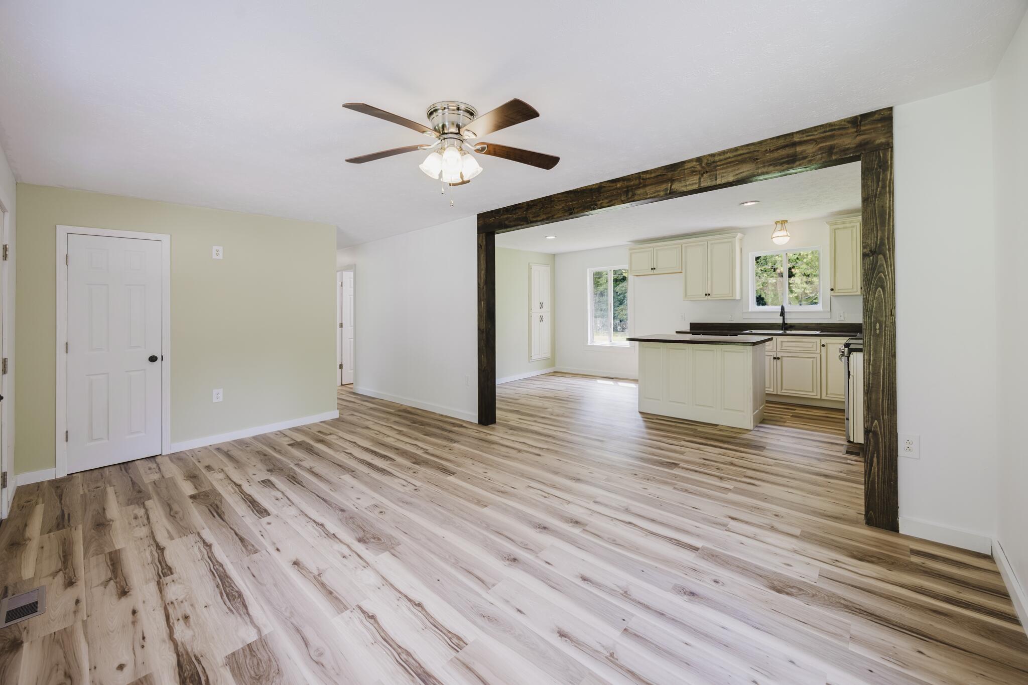 5390 Highway 191 Property Photo 33