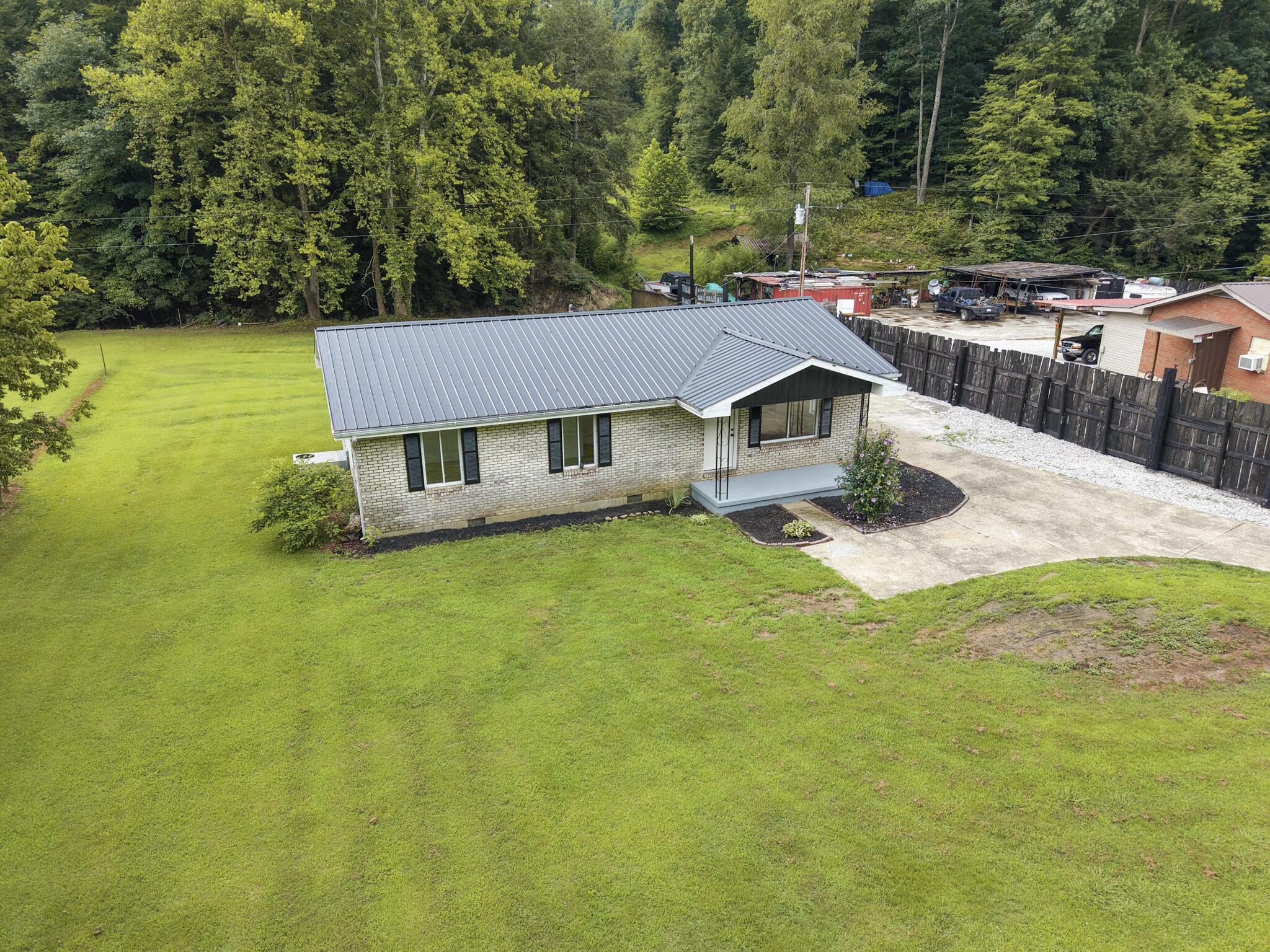 5390 Highway 191 Property Photo 44