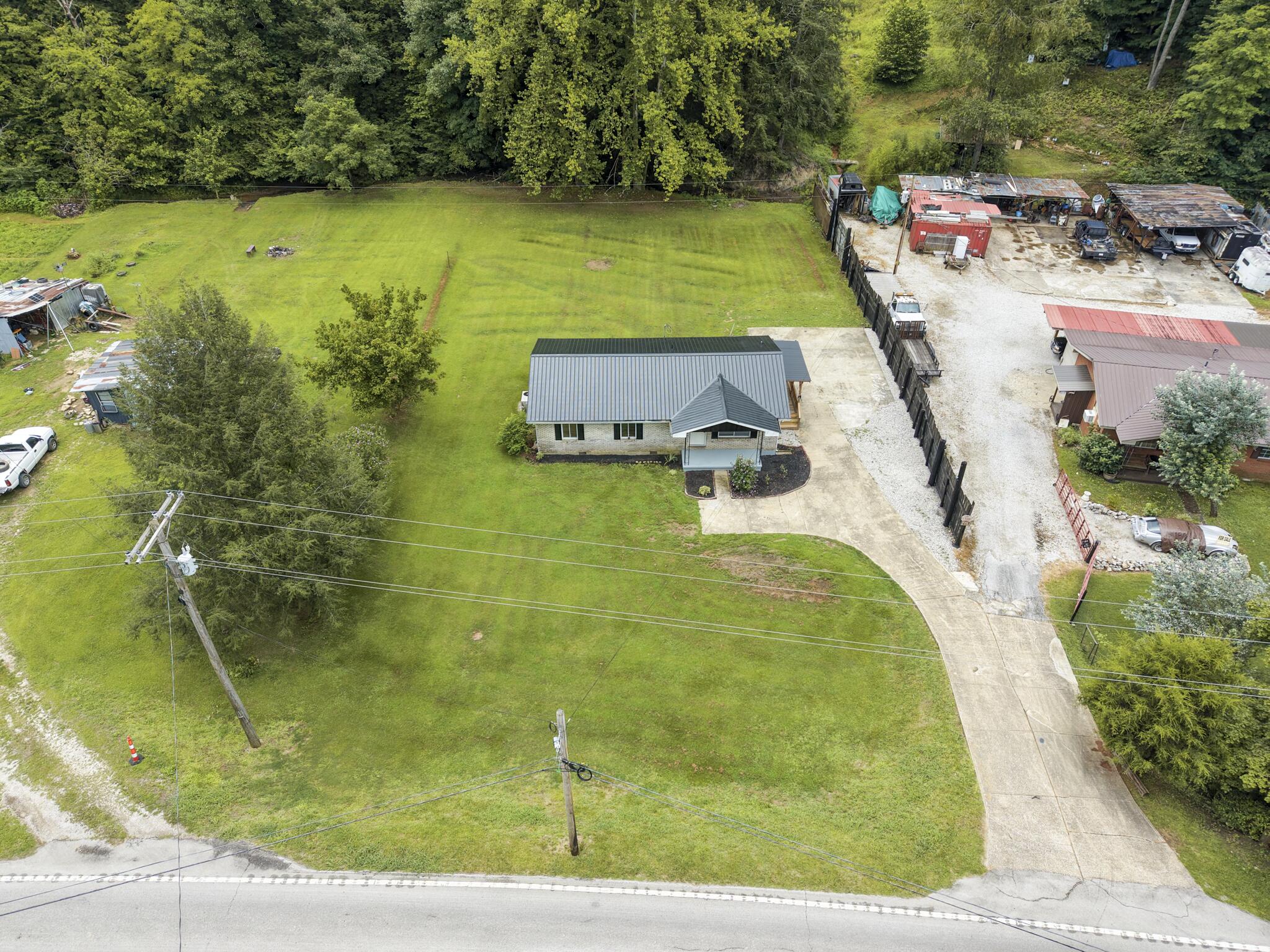 5390 Highway 191 Property Photo 46