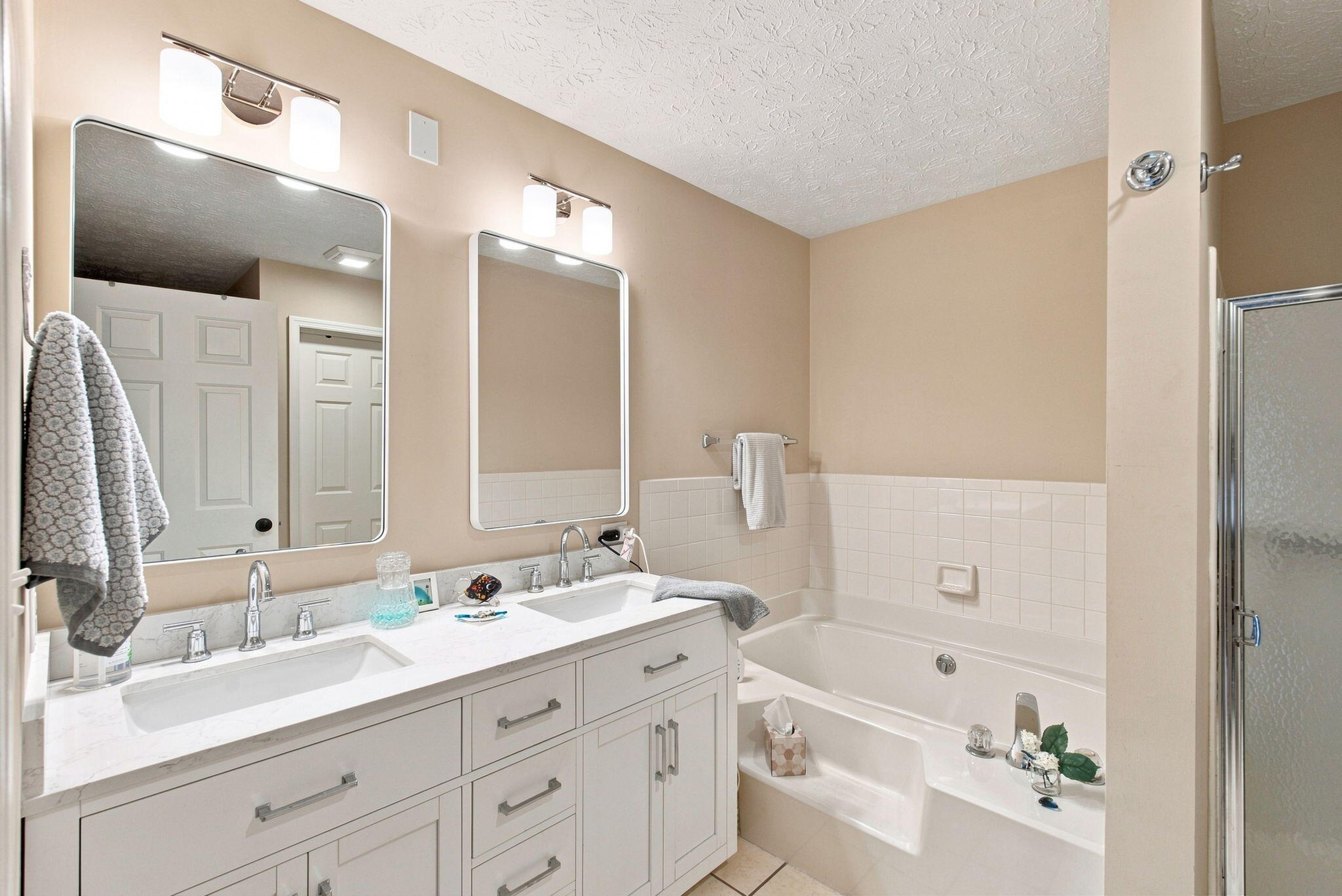 1002 Tyburn Lane Property Photo 30