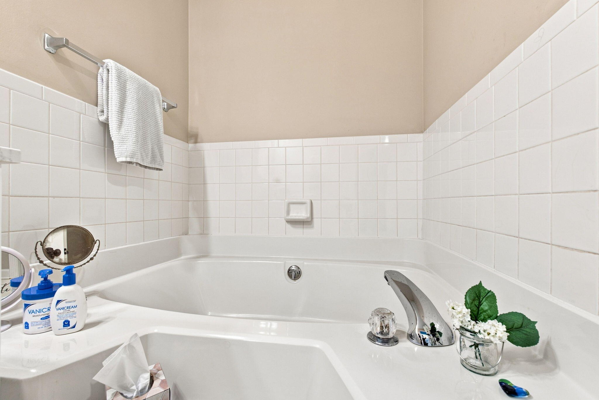 1002 Tyburn Lane Property Photo 31