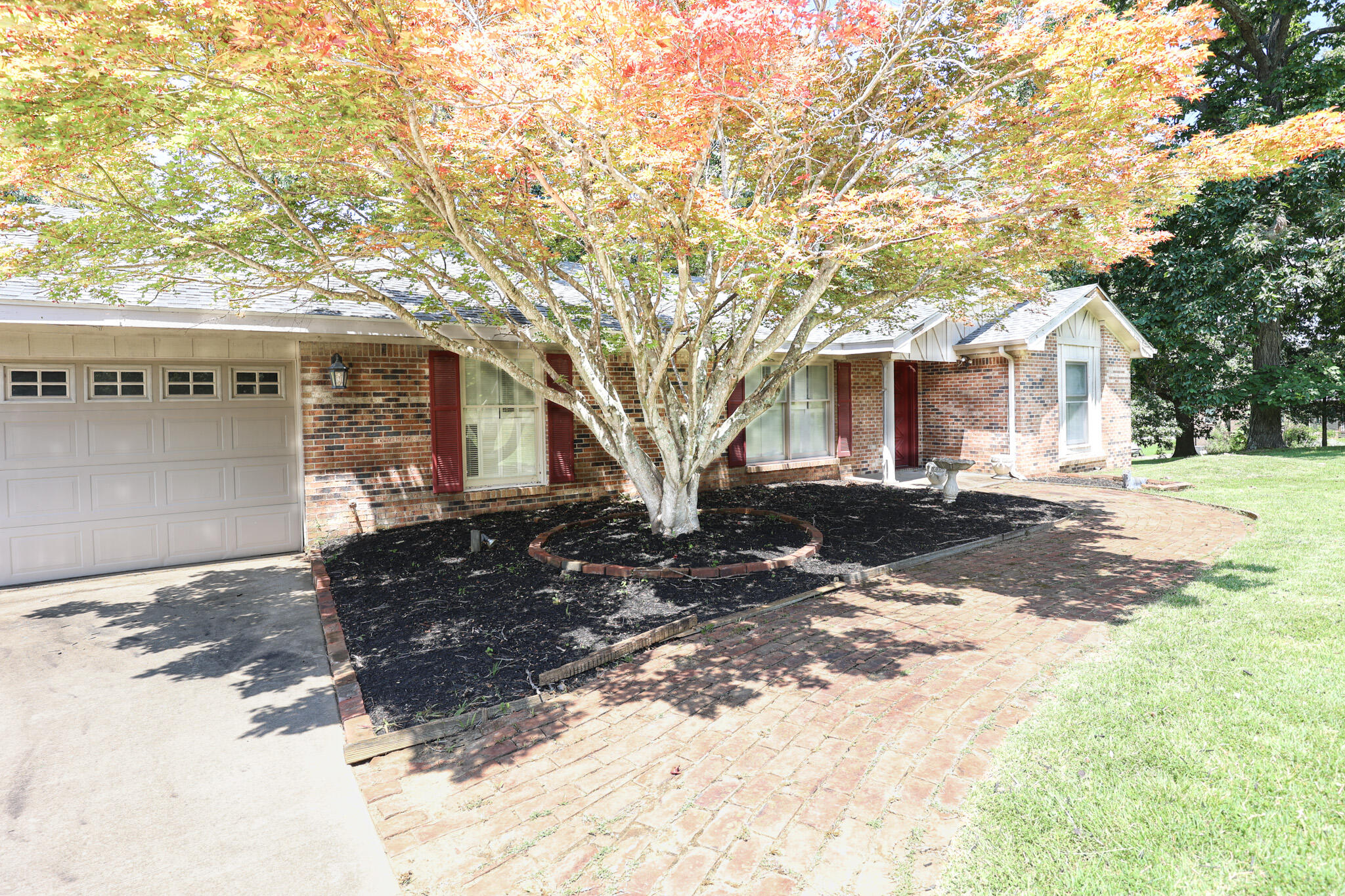 2701 Little Bear Highway Property Photo 4