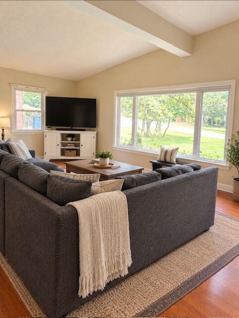 847 Shadeland Drive Property Photo 3