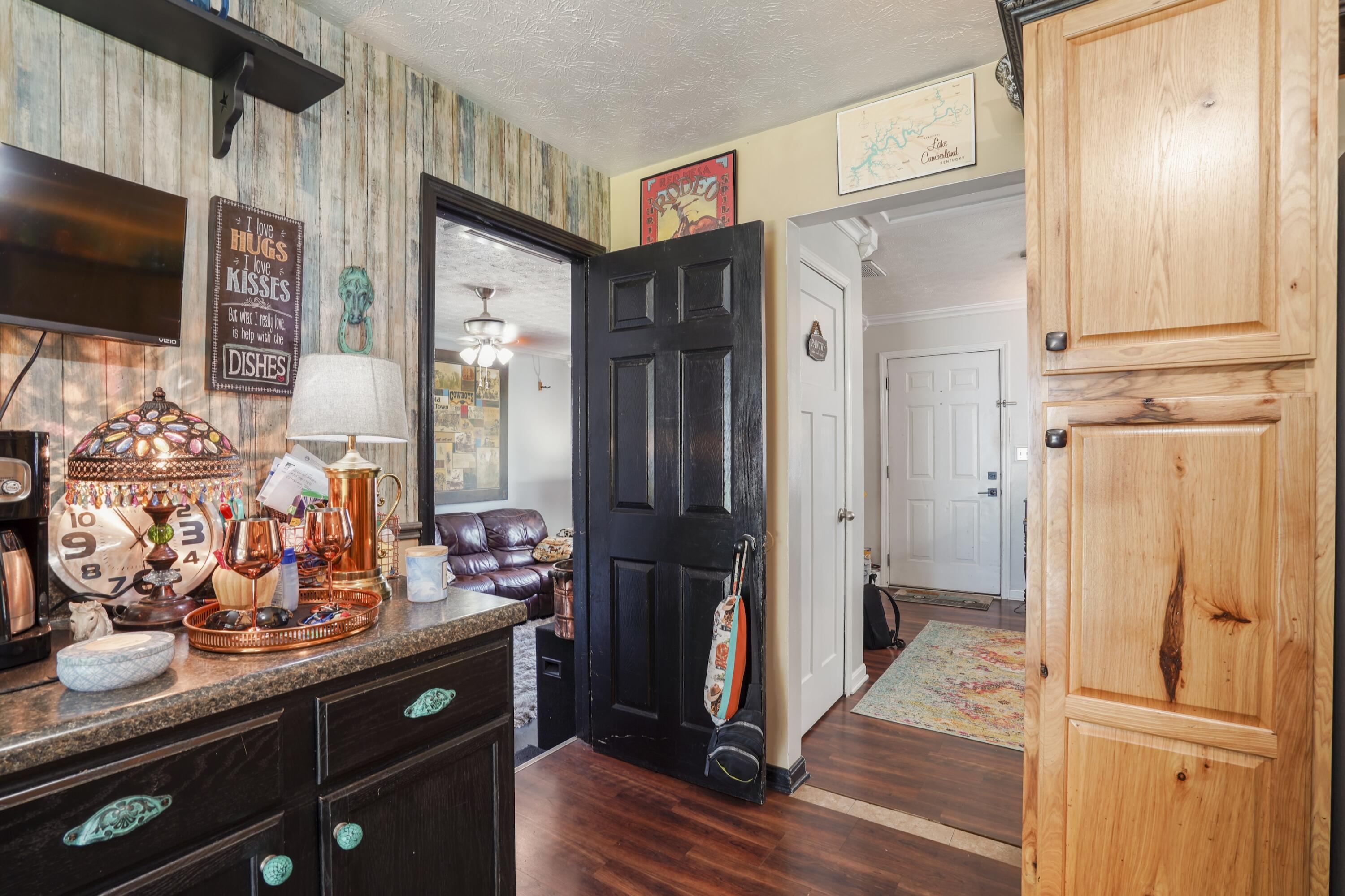 5006 Beechwood Drive Property Photo 17