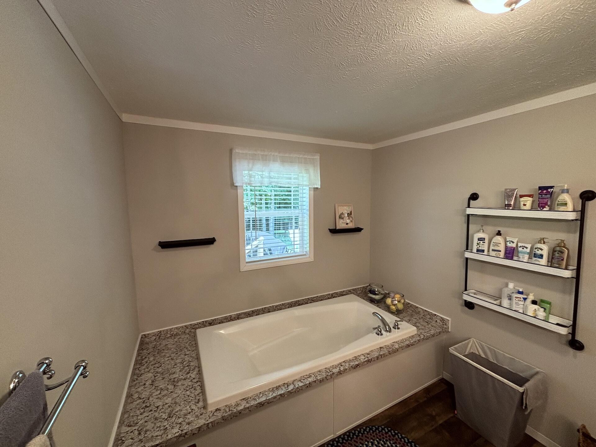 65 Buckshot Drive Property Photo 18