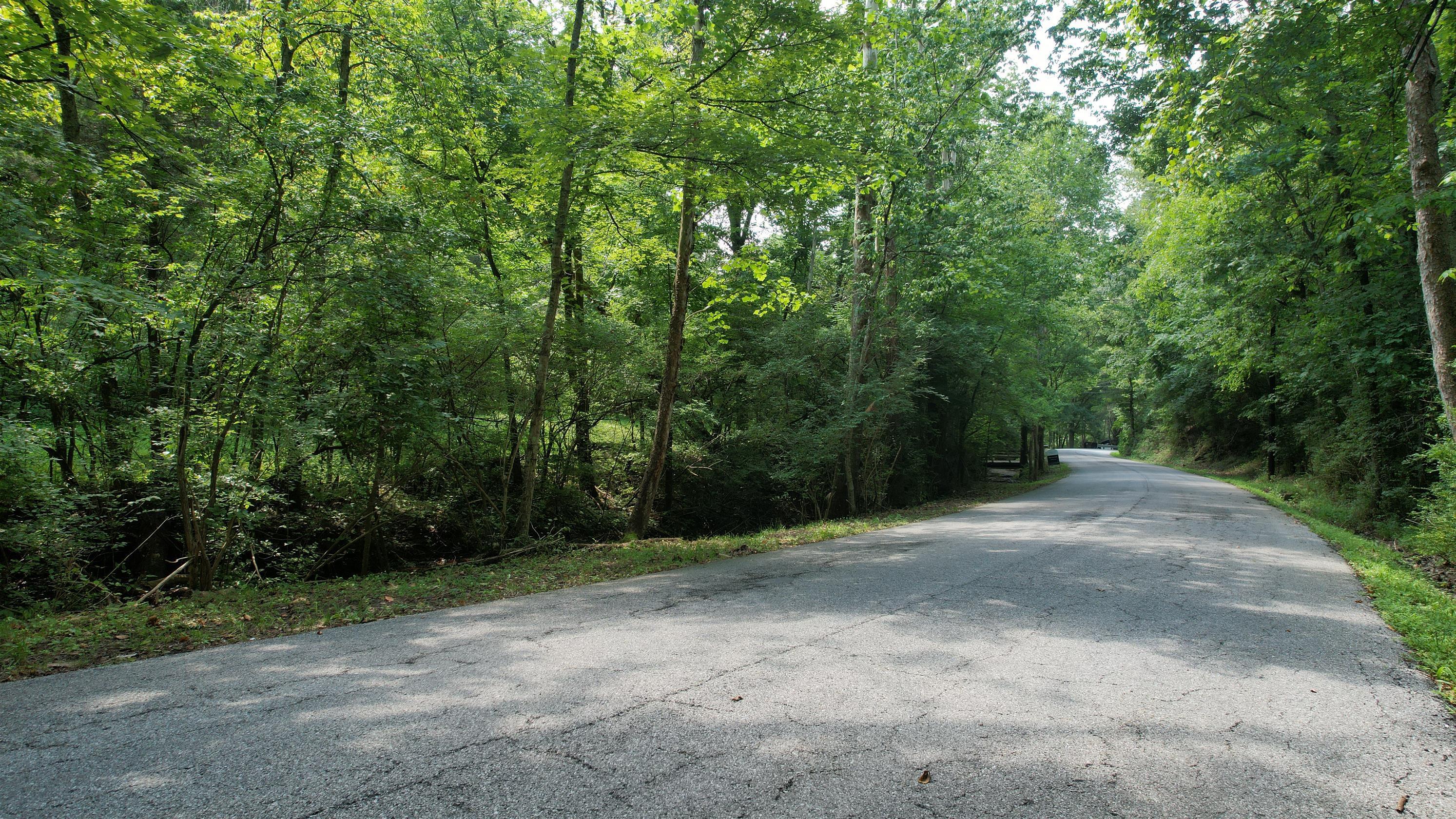 1590 Shryocks Ferry Road Property Photo 3