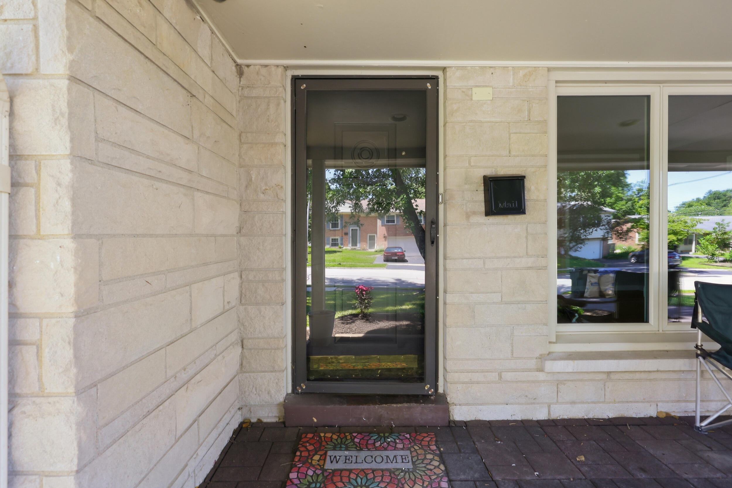 2347 Heather Way Property Photo 4