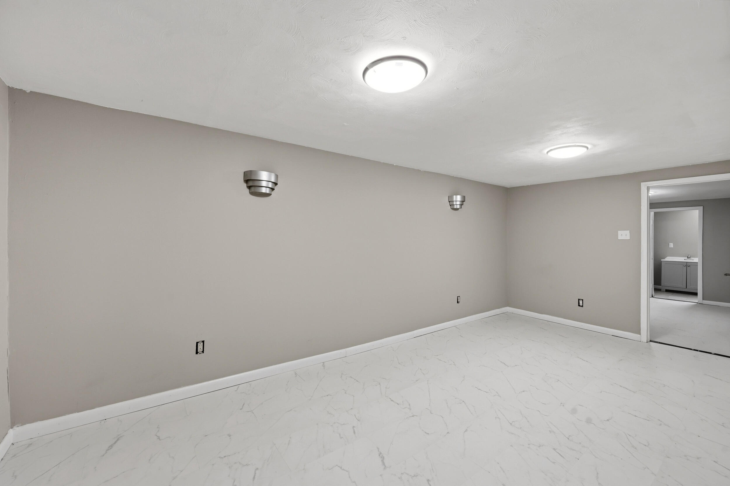 2347 Heather Way Property Photo 26