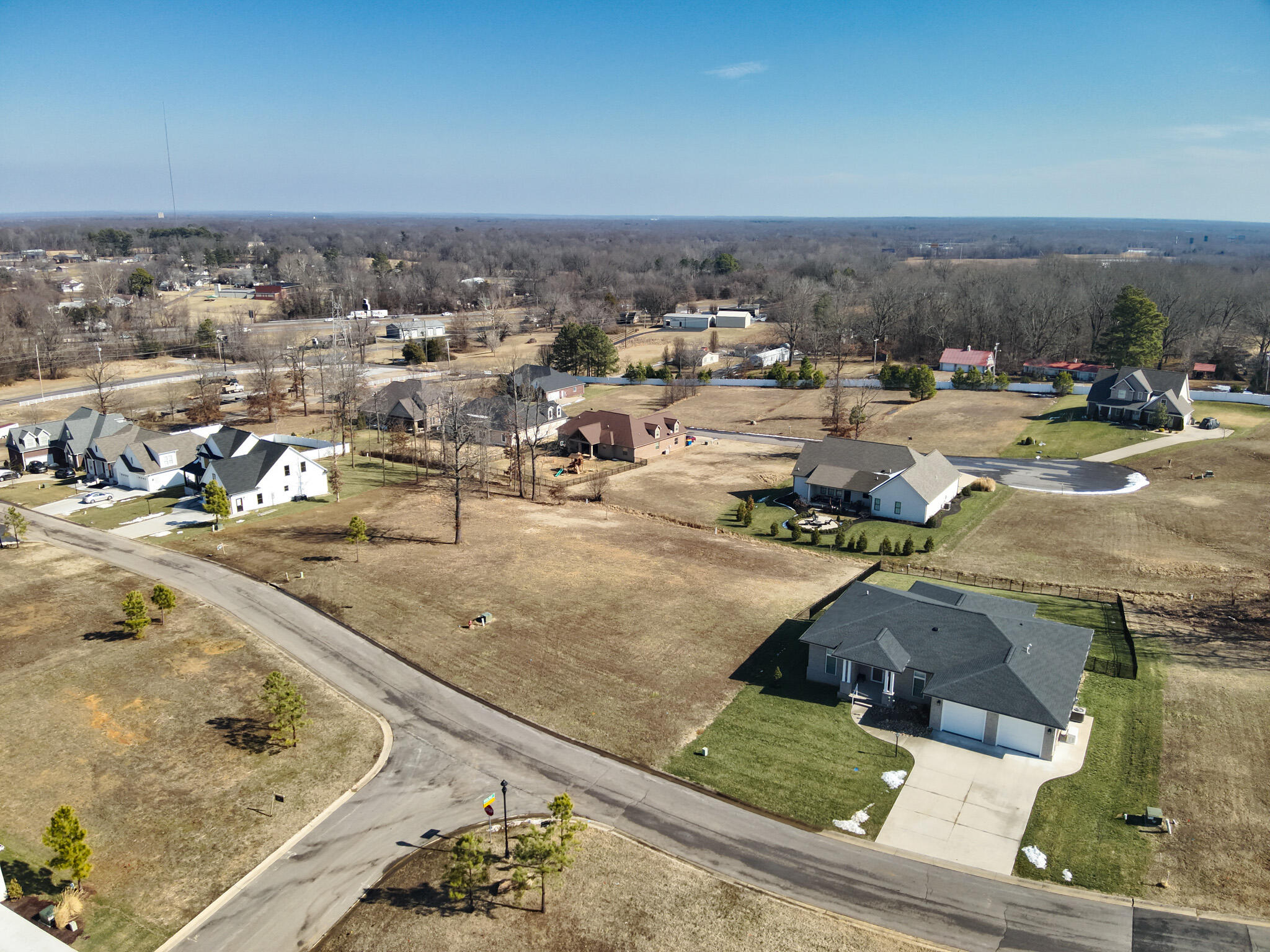 130 Overlook Drive Property Photo 4