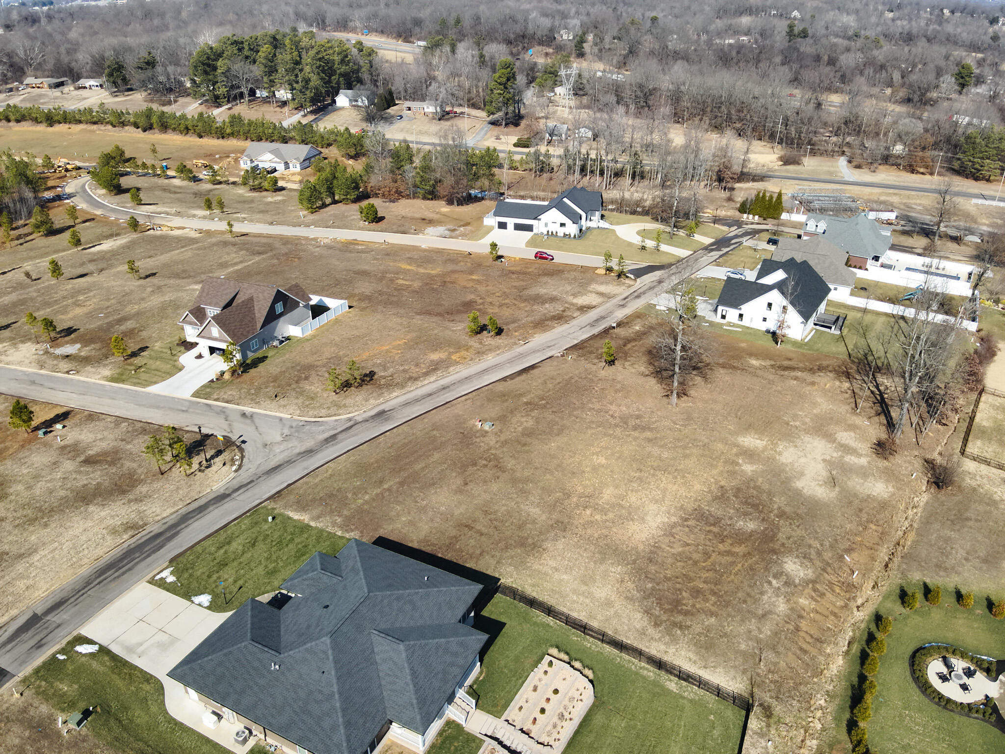 130 Overlook Drive Property Photo 5