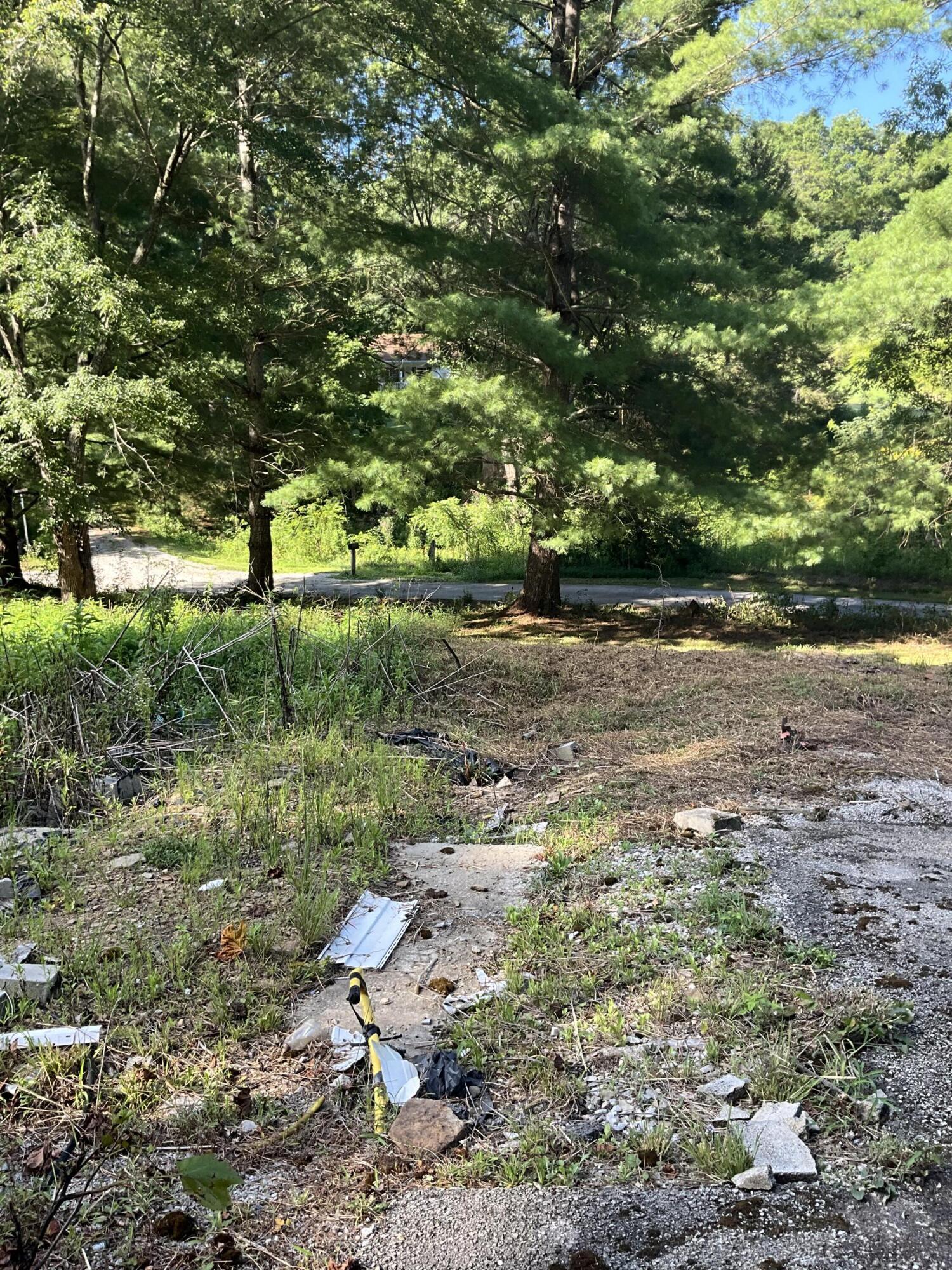 893 Huckleberry Road Property Photo 3