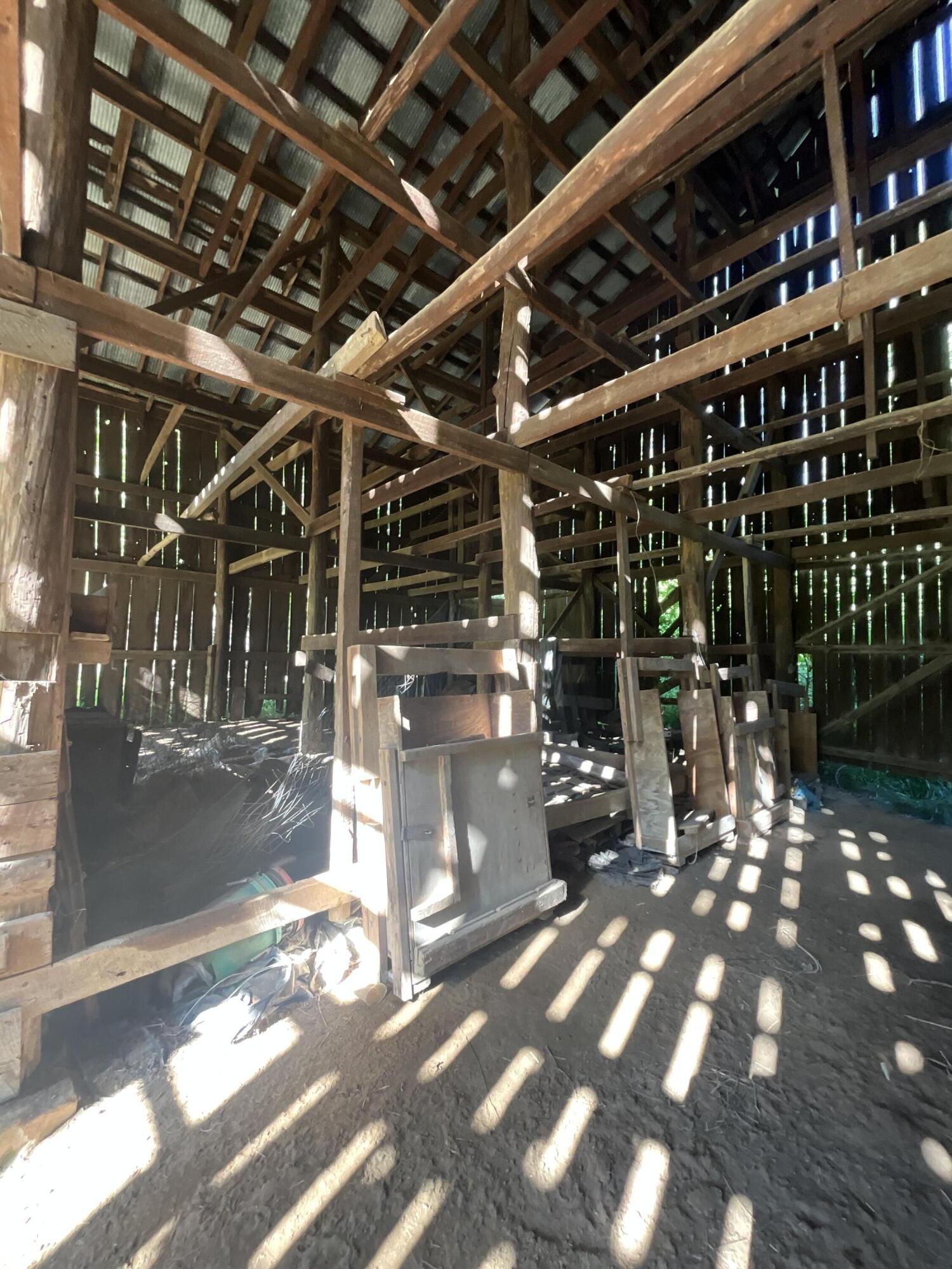 893 Huckleberry Road Property Photo 12