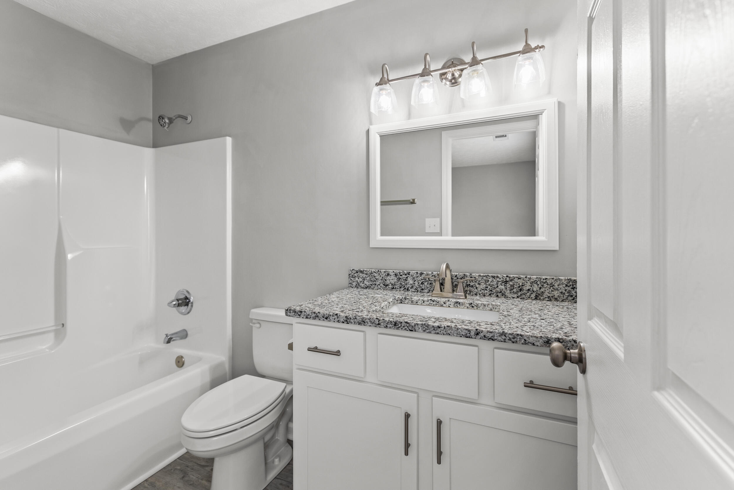 131 Hawthorne Drive Property Photo 16