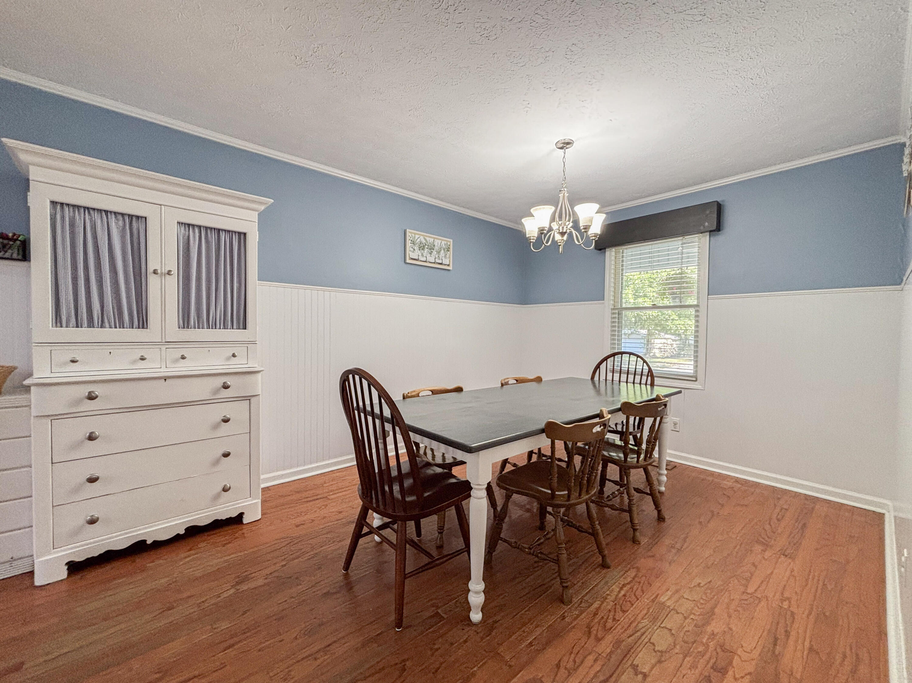 6120 Springbrook Drive Property Photo 17