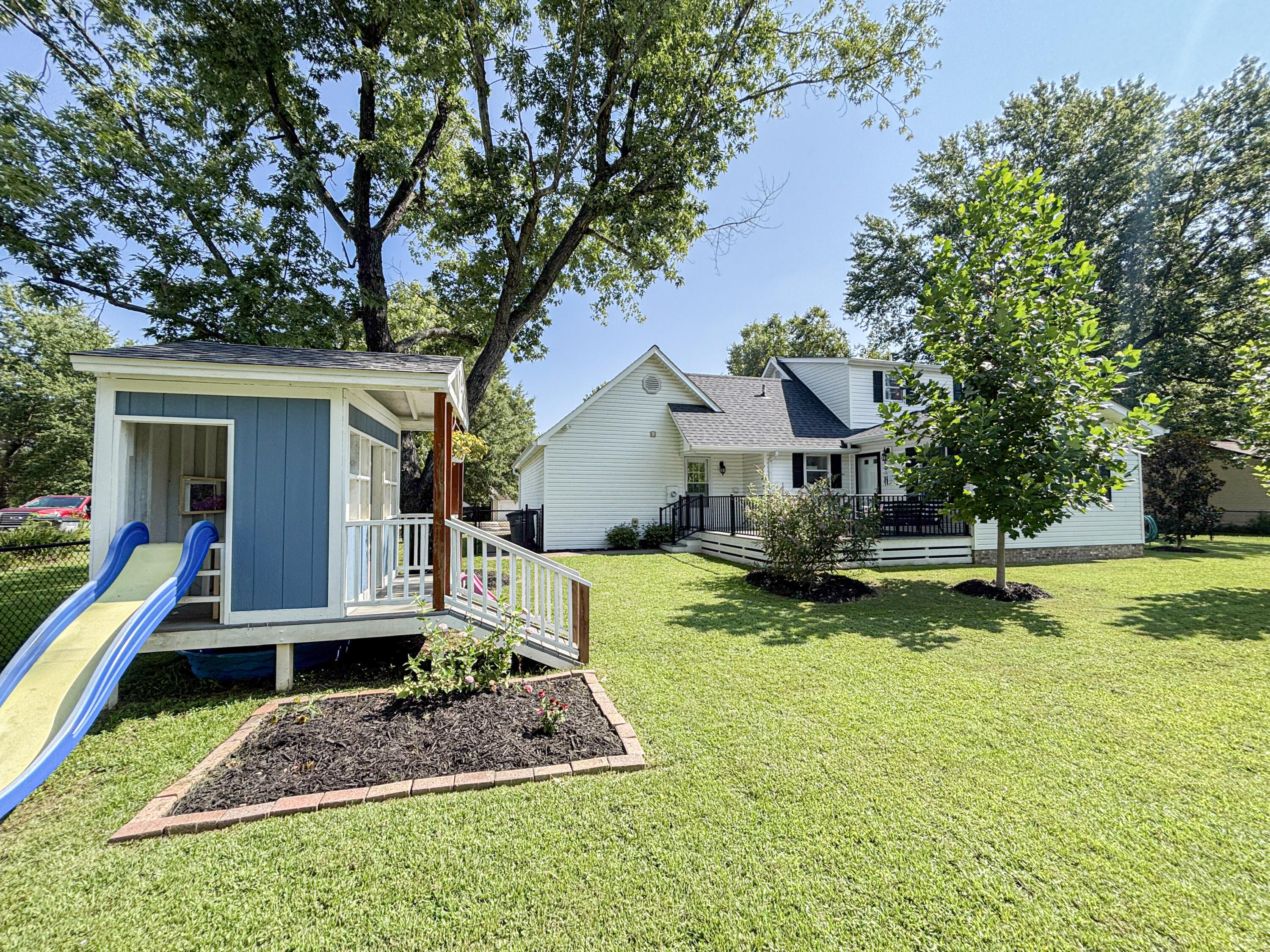 6120 Springbrook Drive Property Photo 39